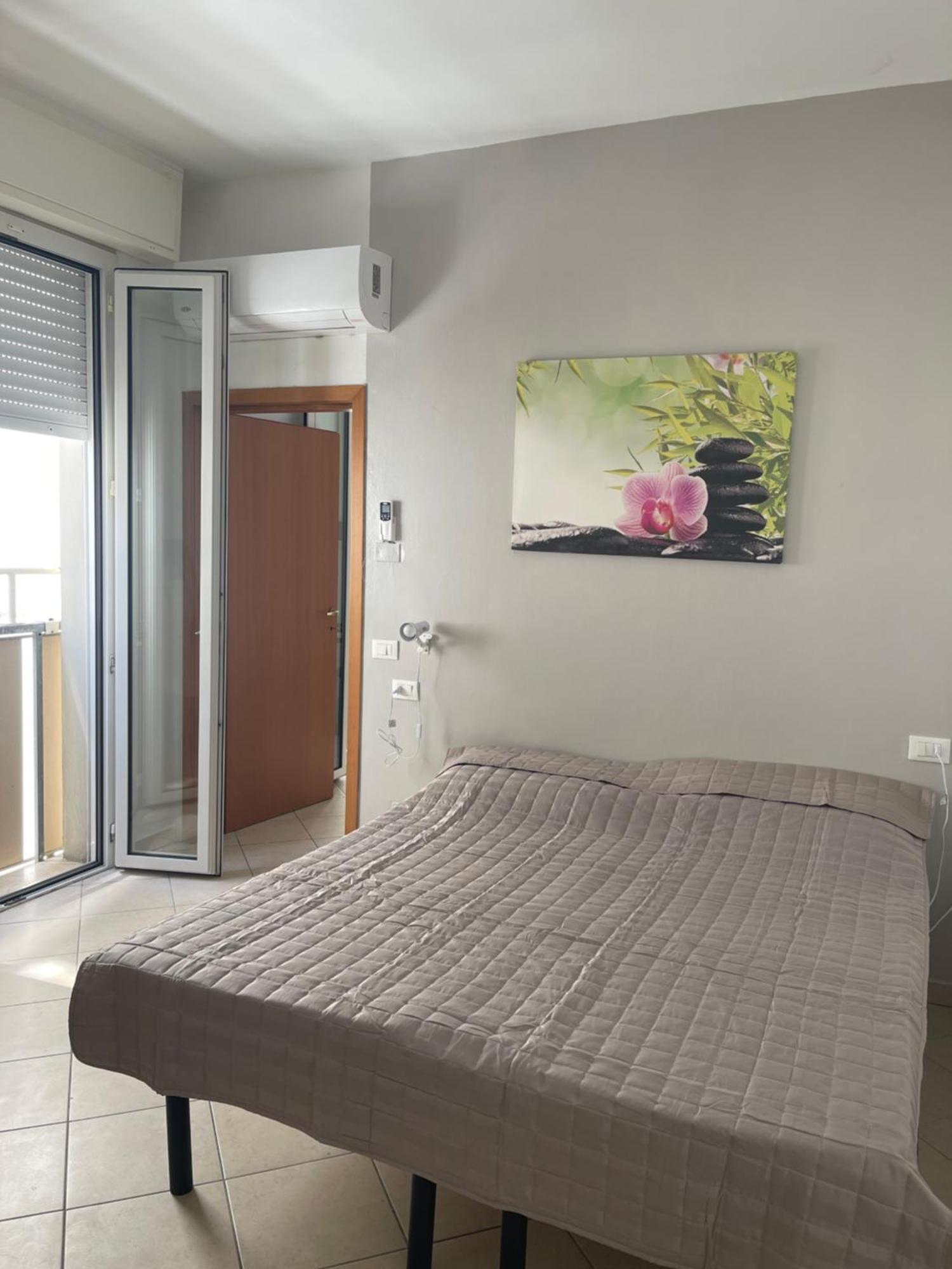 Siesta Aparthotel 3*
