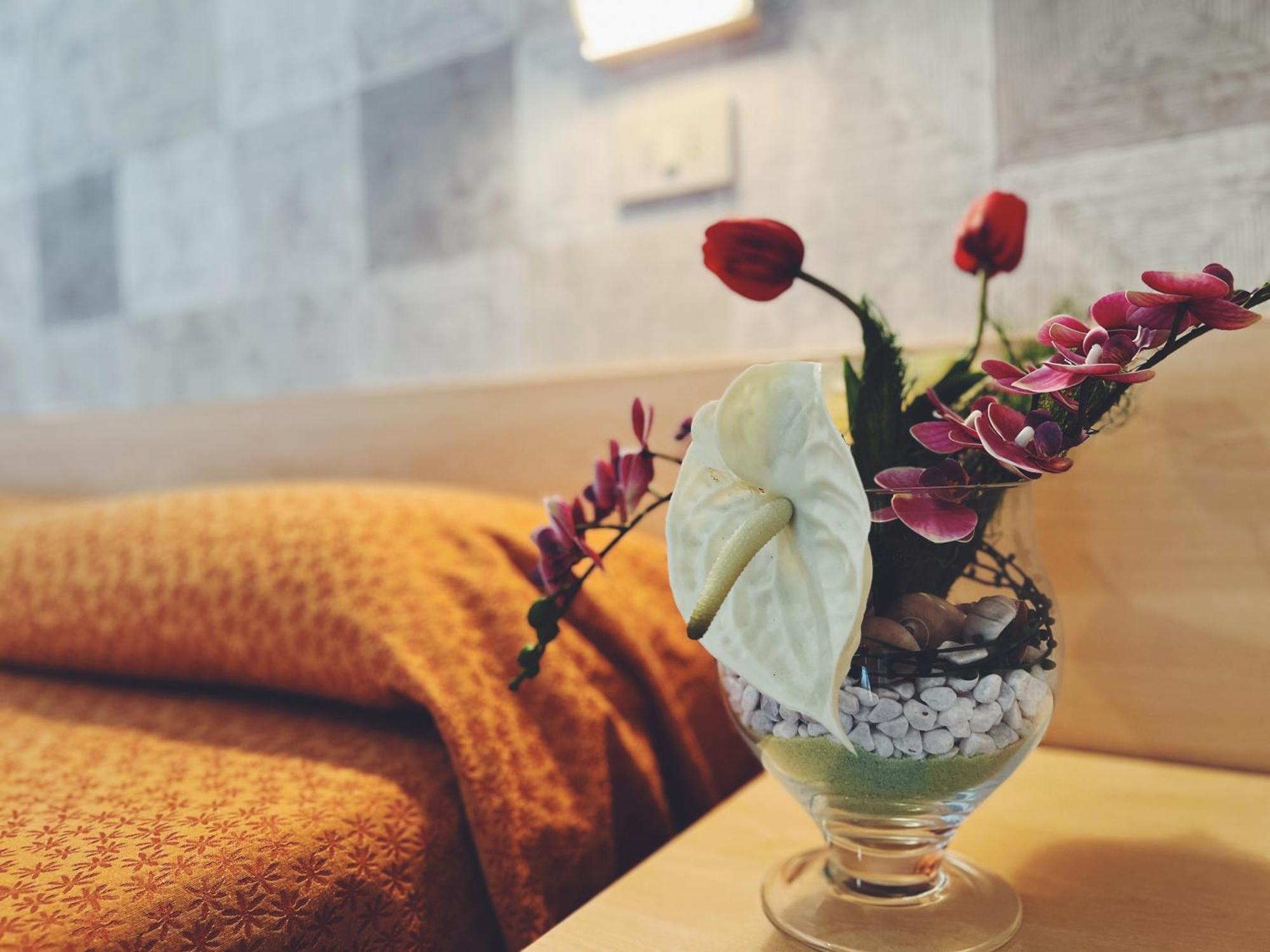 Ramona Hotel