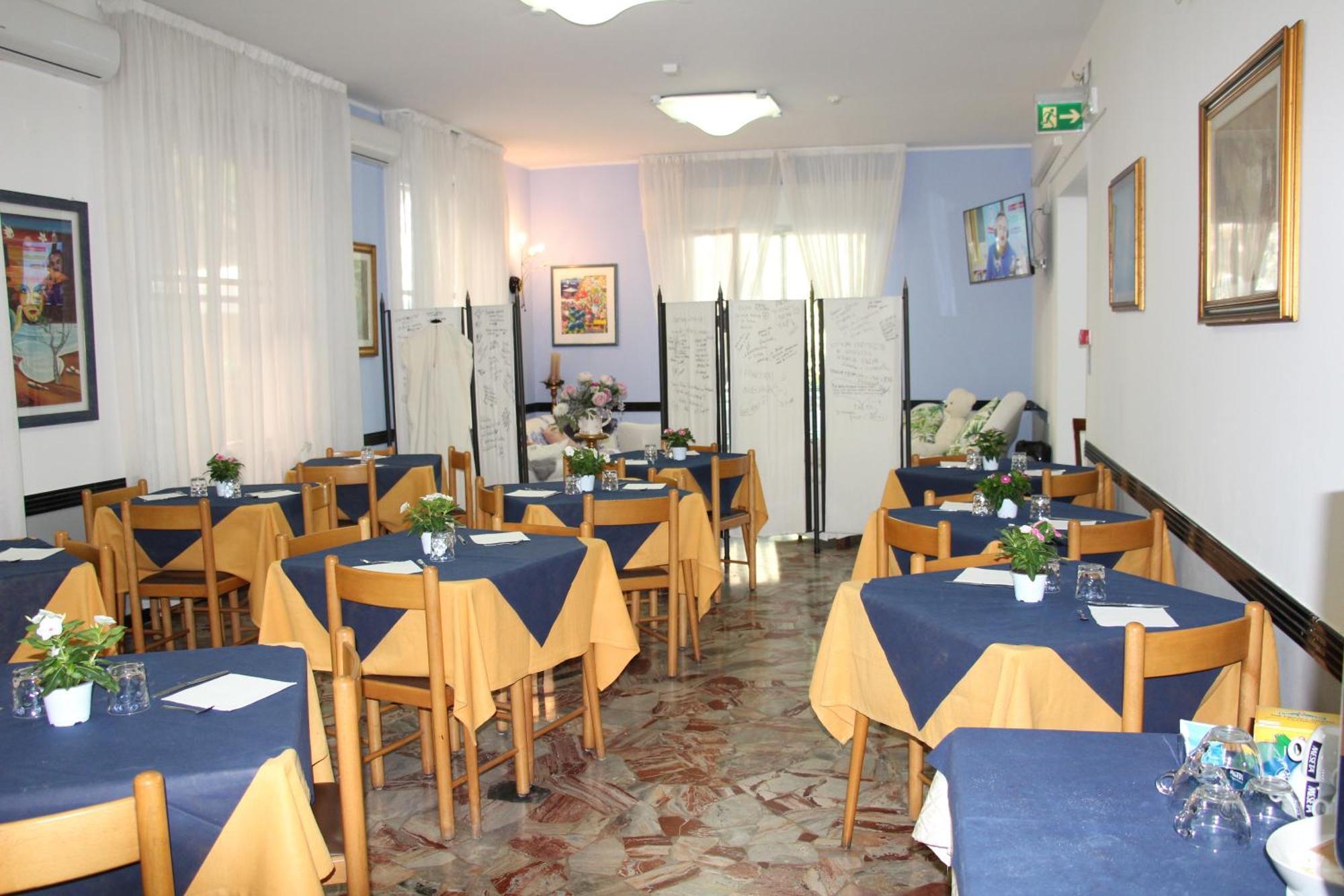 Martina's Hotel 2*