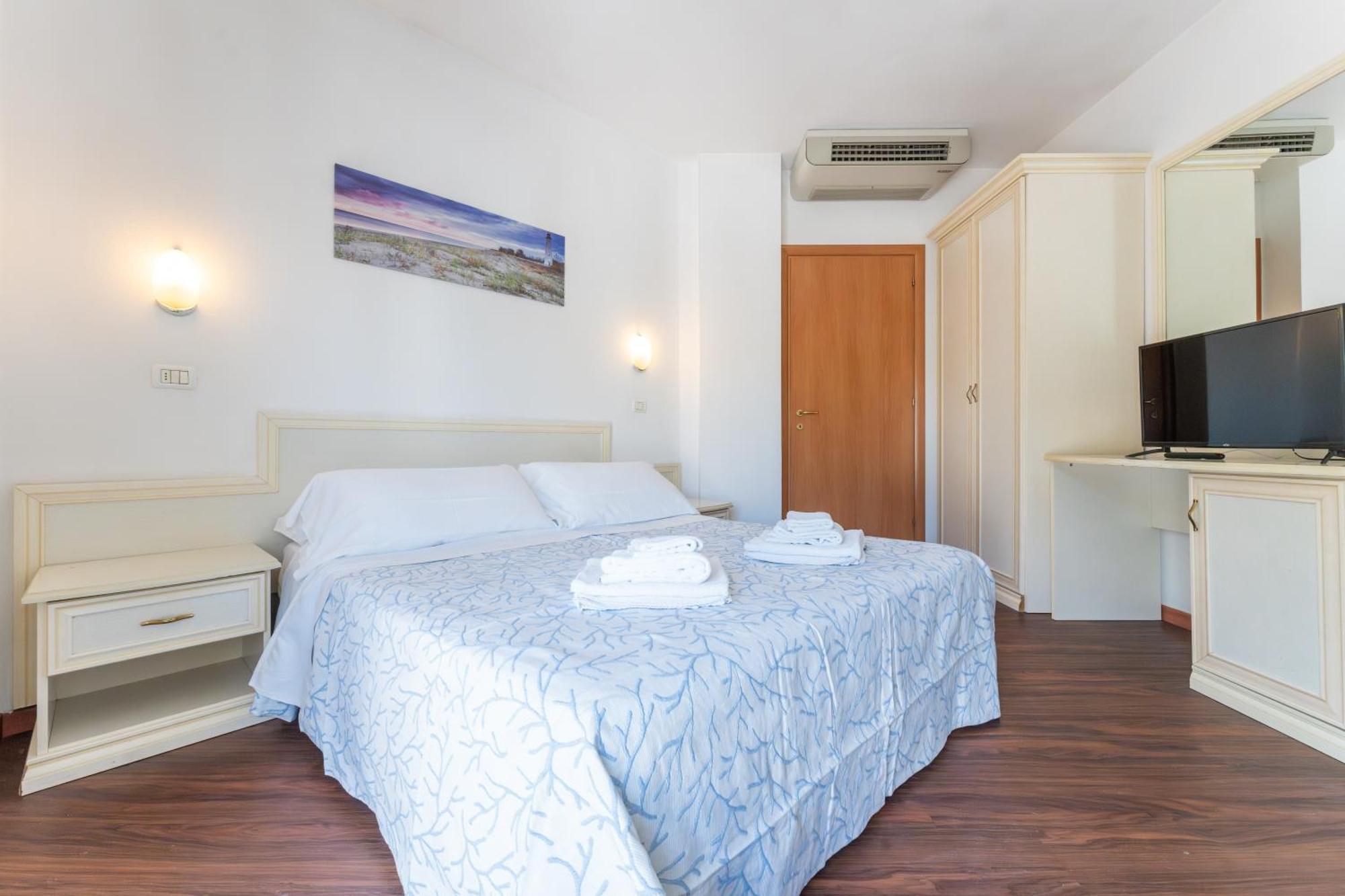 Appart hôtel Marconi Mare 3*