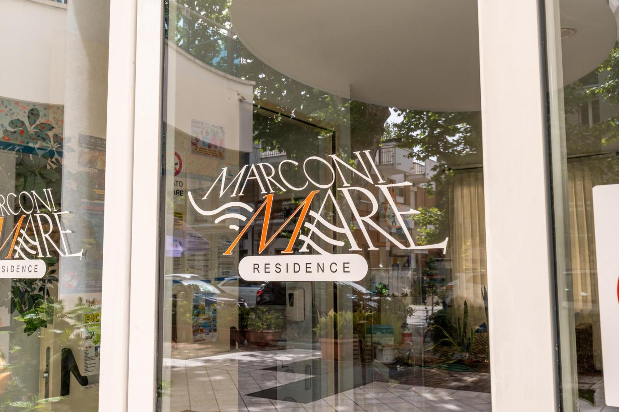 Appart hôtel Marconi Mare 3*