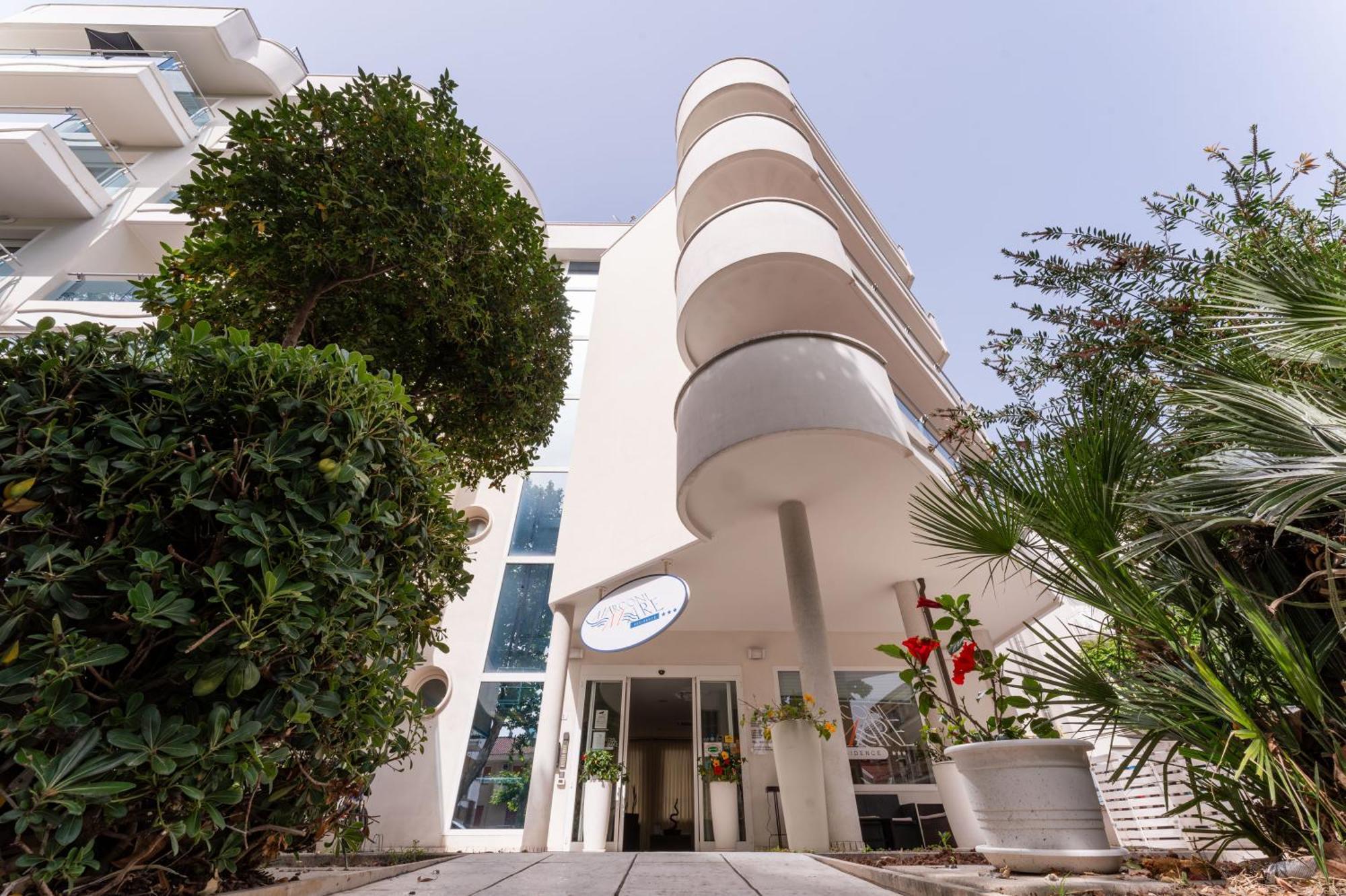 Marconi Mare 3*