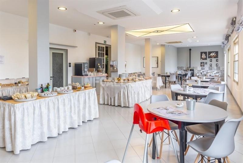 Aquila Hotel 2*