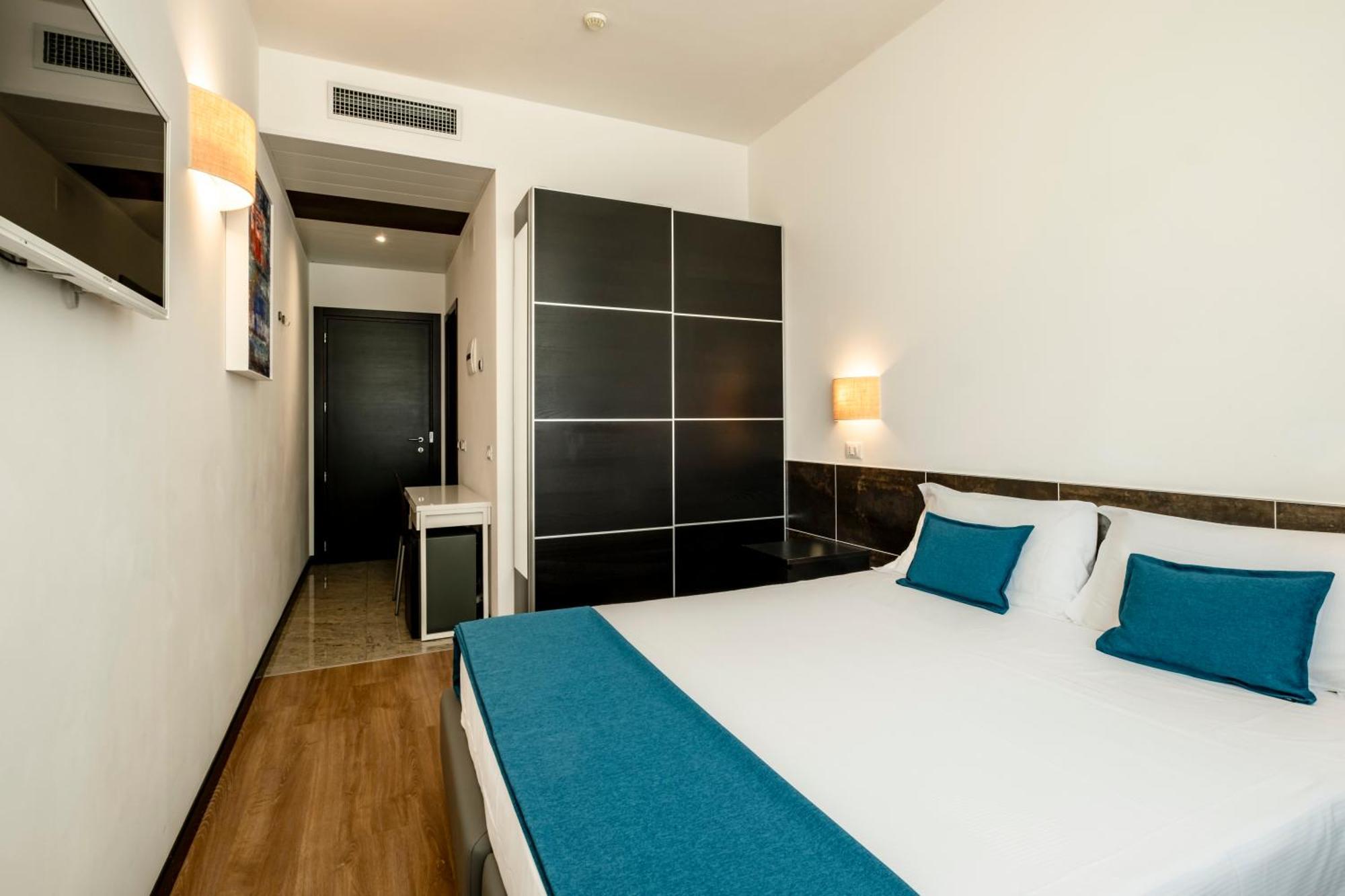 Cristallo Hotel 4*