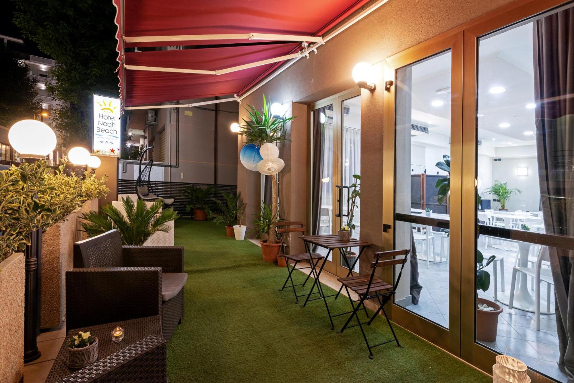 Hotel Noah 3*