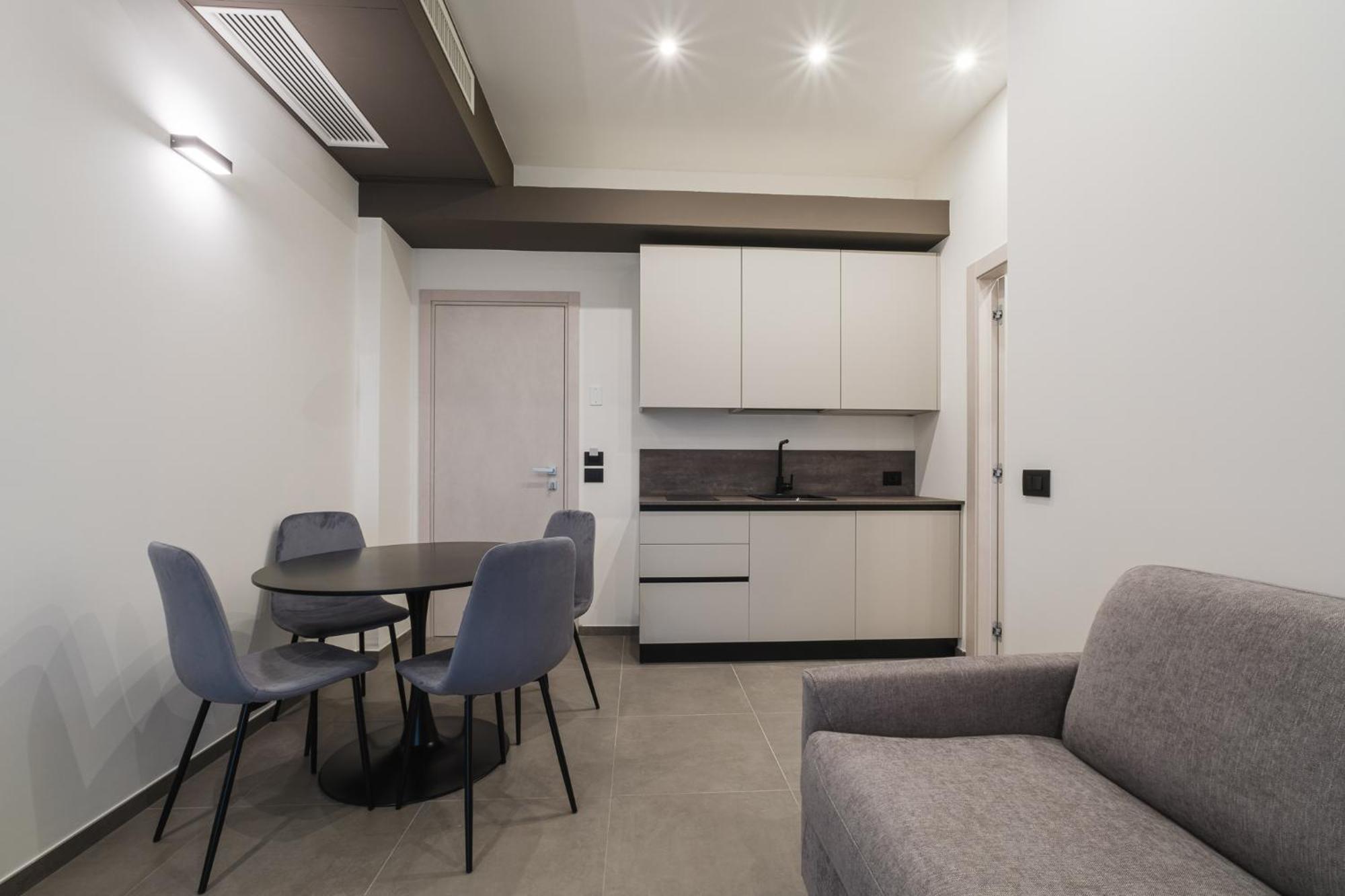 Goldoni6 Aparthotel *