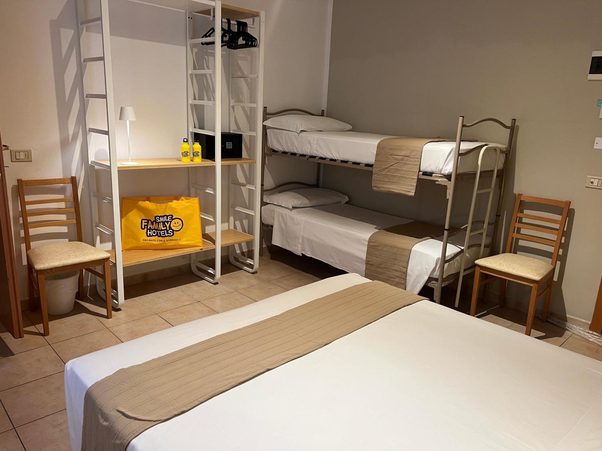 Lotus & Hotel Rimini