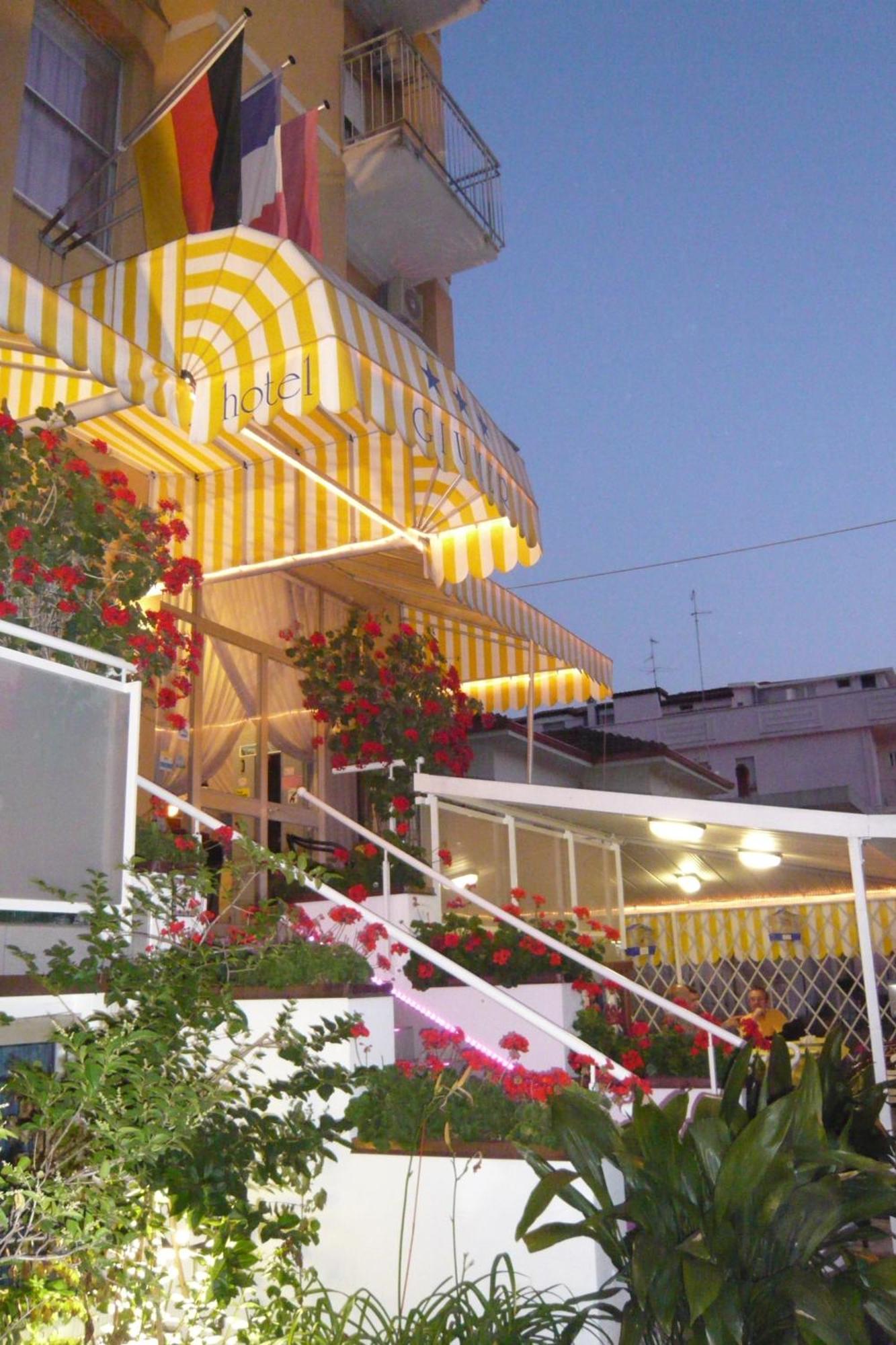 Hotel Giumer