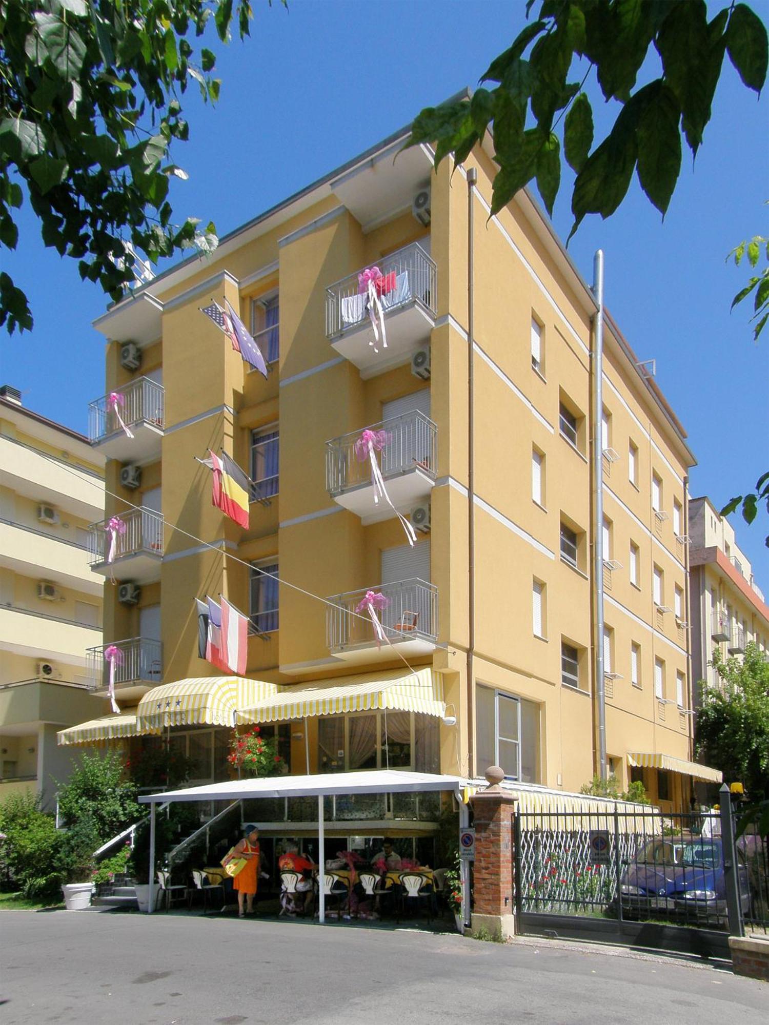 Giumer 3* Rimini