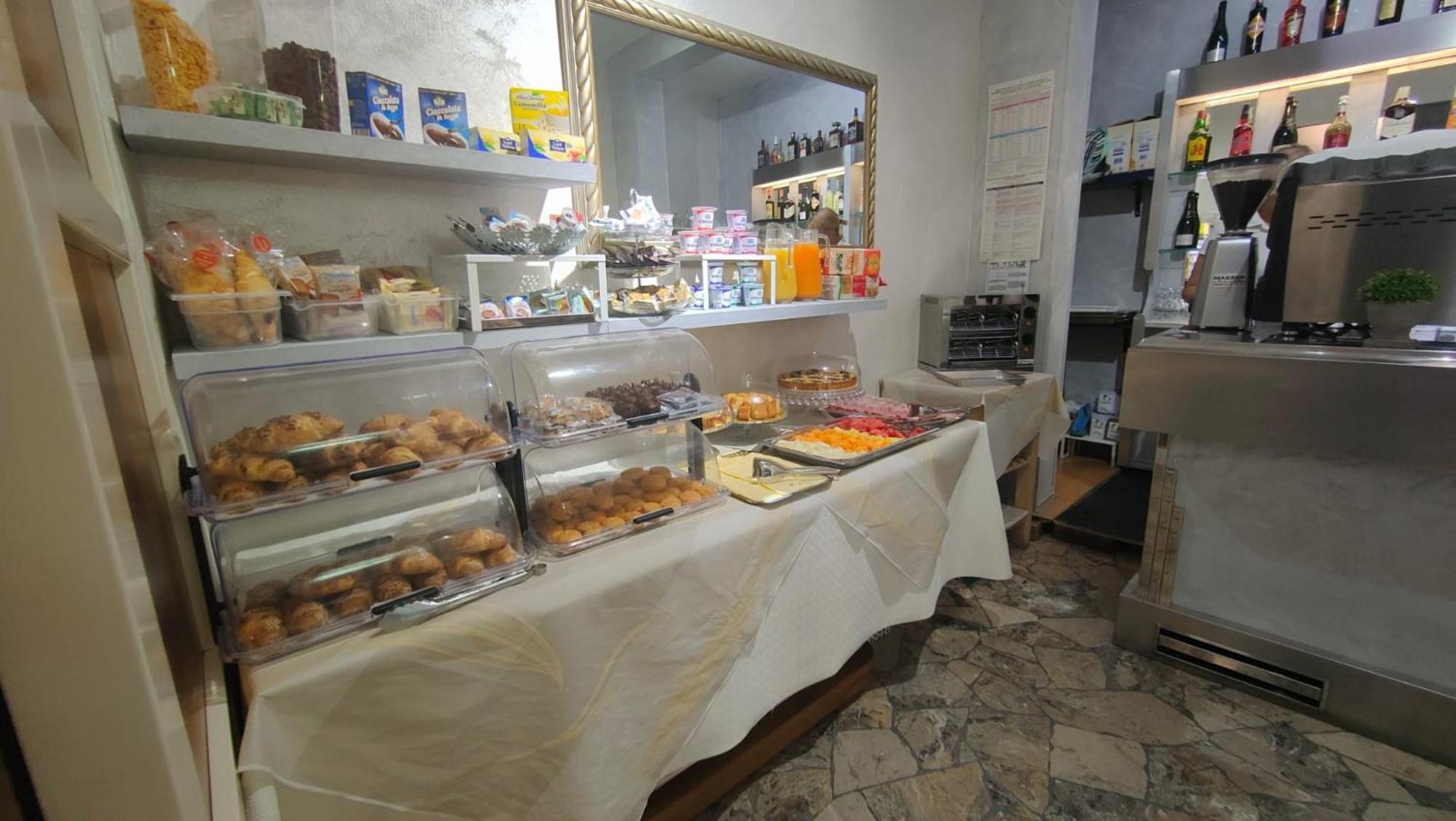Eriale Hotel
