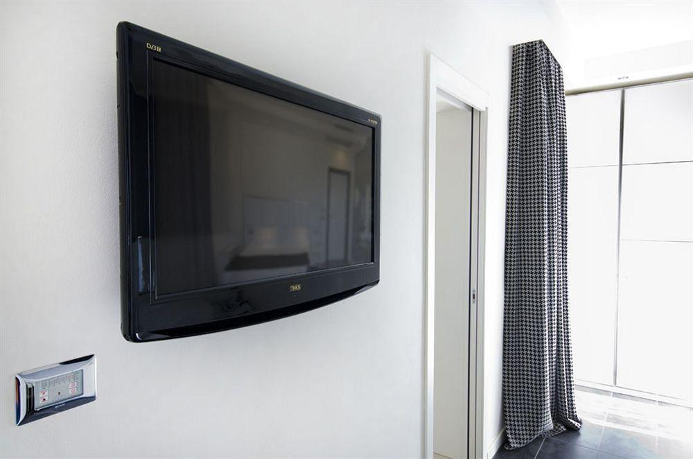 Atmosphere Hotel 4*