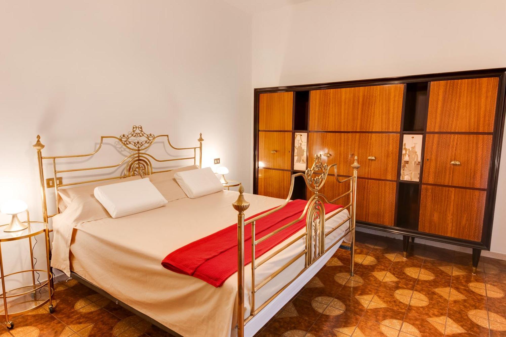 Casariosa, Centro Apartment
