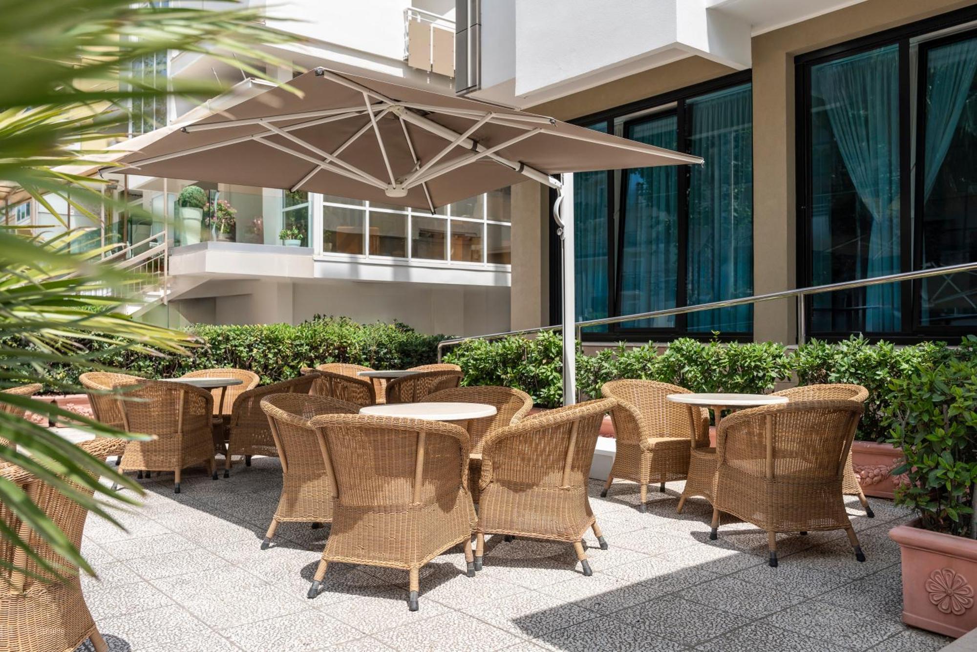 Du Soleil Hotel 4*