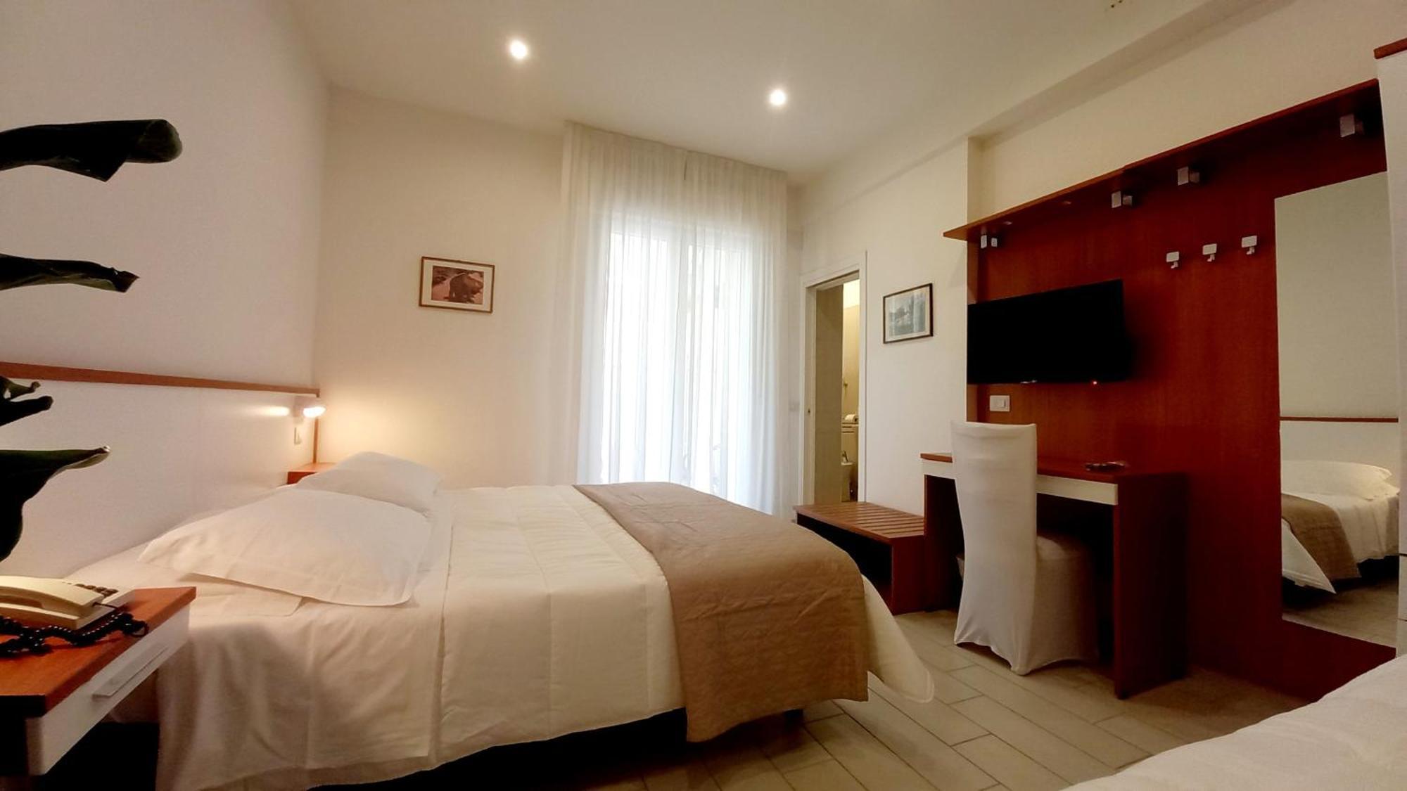 Hotel Brotas 3*