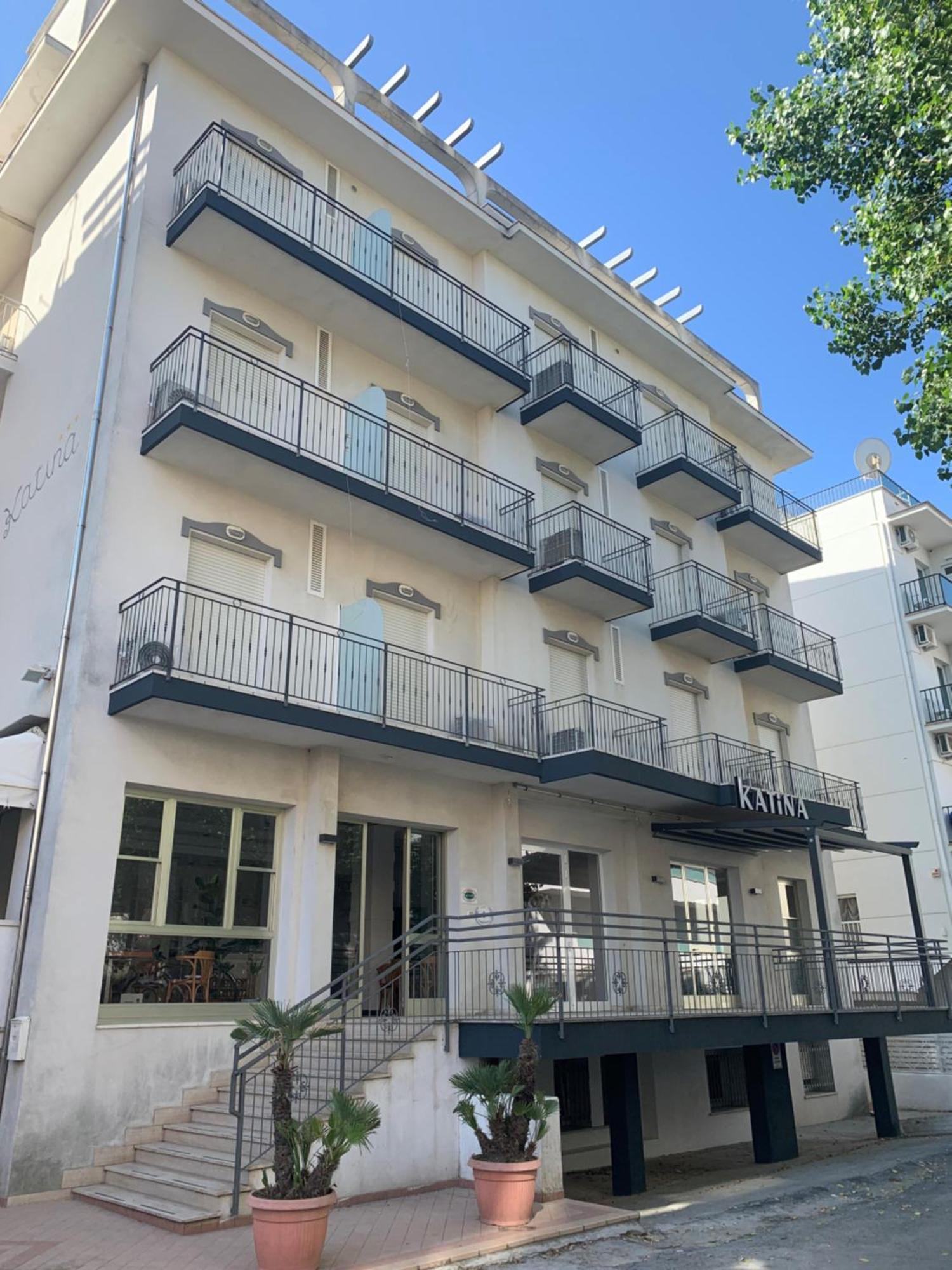 Katina Hotel 3*