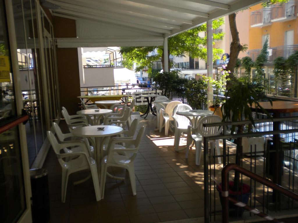 Nives 3* Rimini
