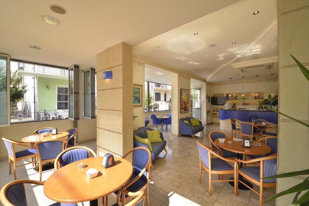 Hotel Ave Rimini