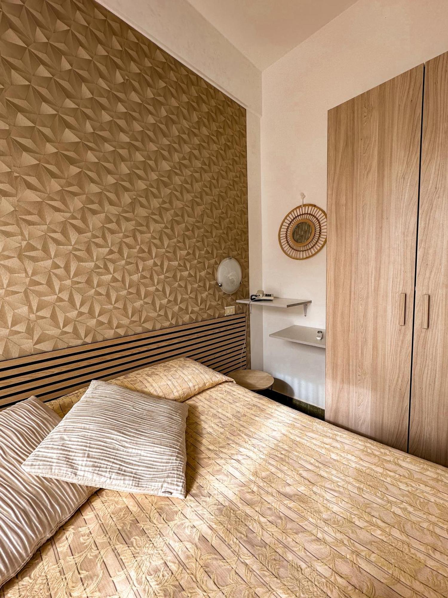 Re Leone Hotel