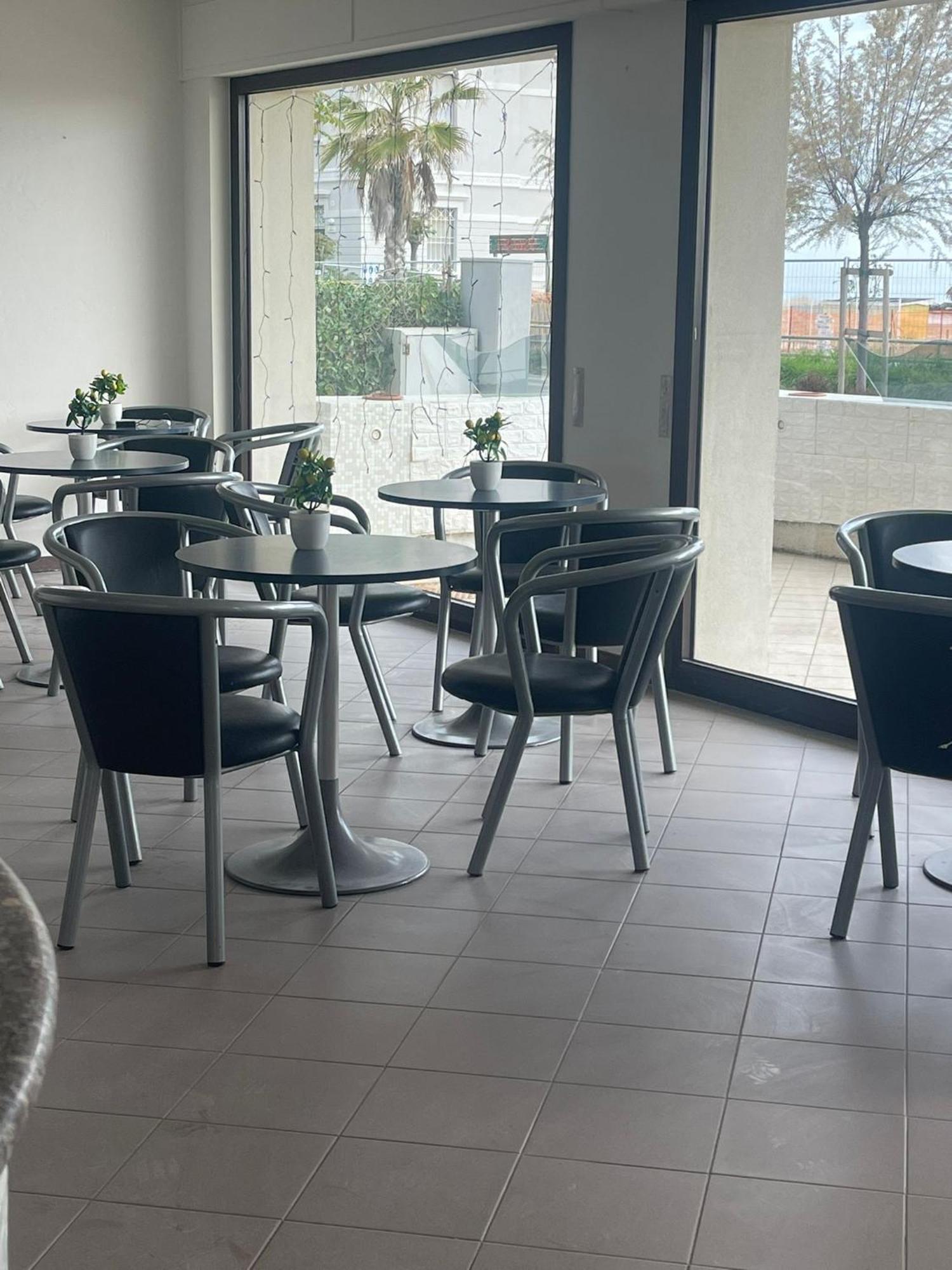 Re Leone Hotel