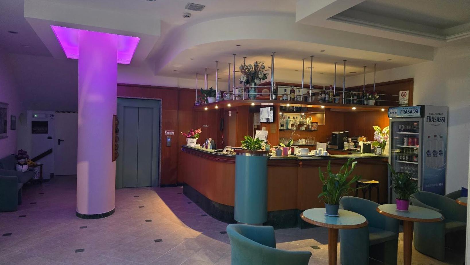 Abc Hotel