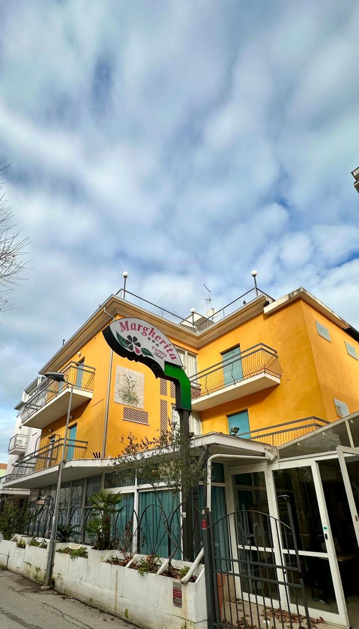 Margherita Hotel 3*