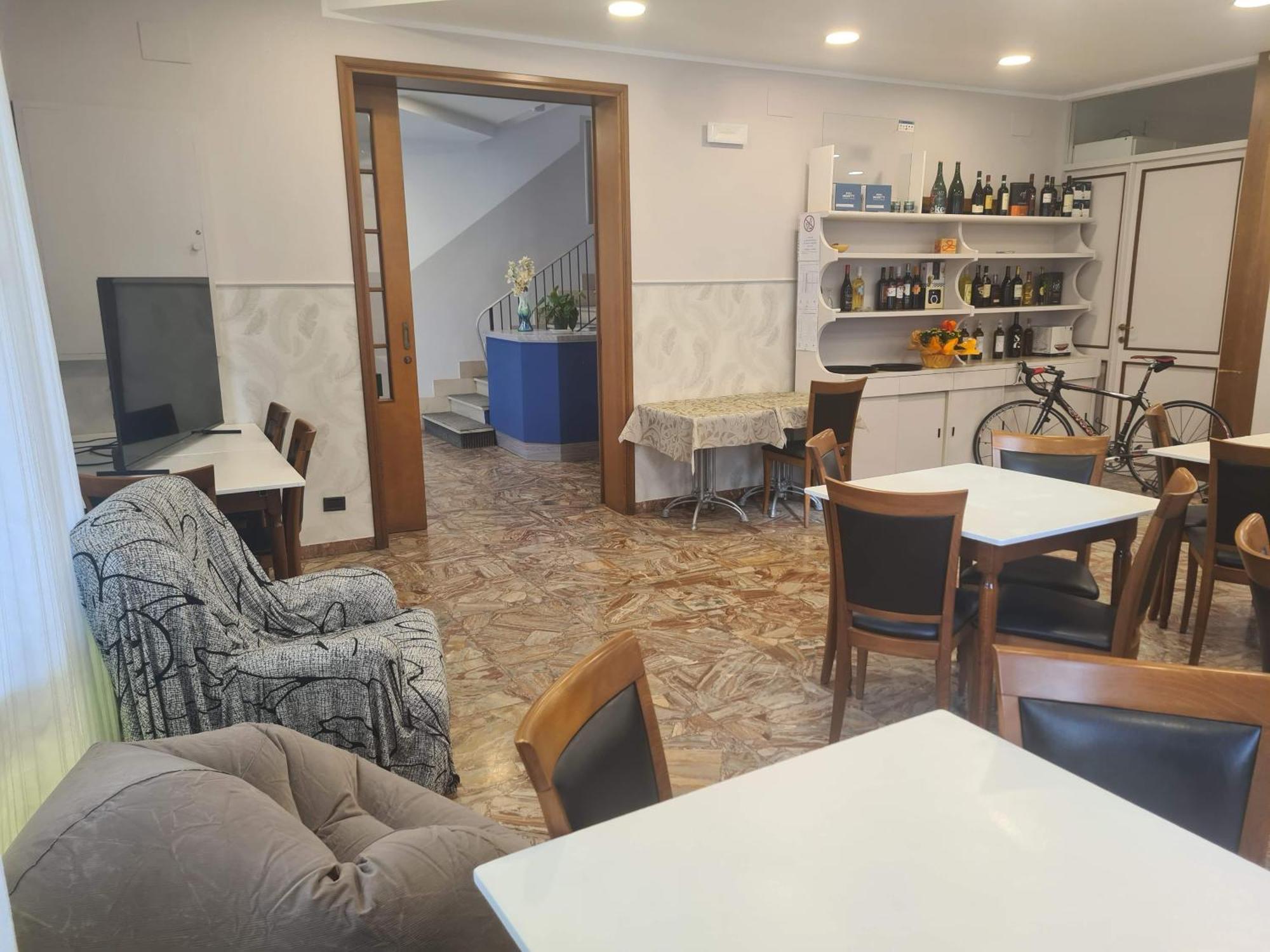 Colivingone-mora Rimini