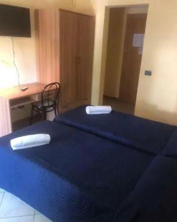 Dream Hotel 2*