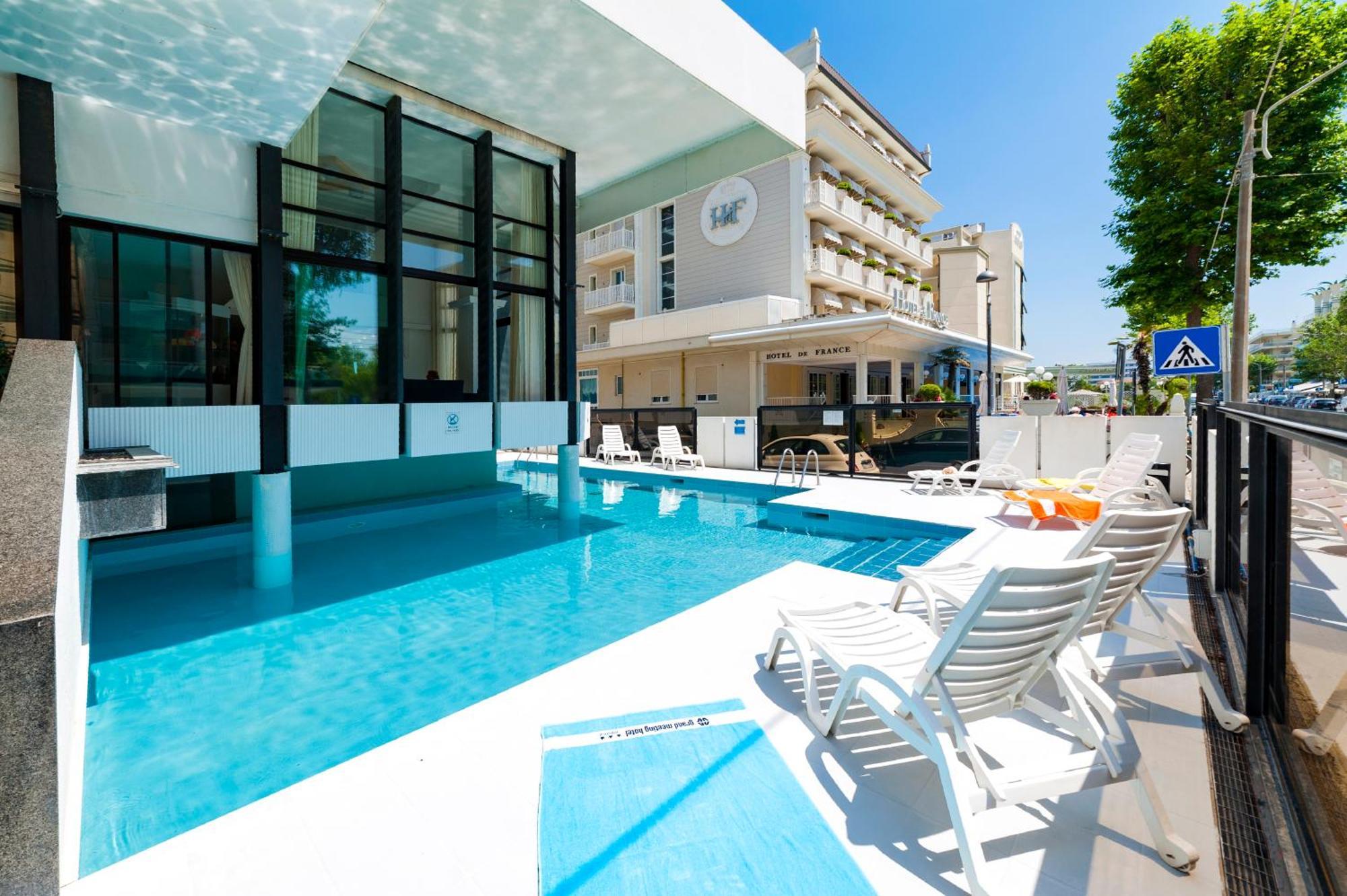 Grand Meeting Hotel 3*