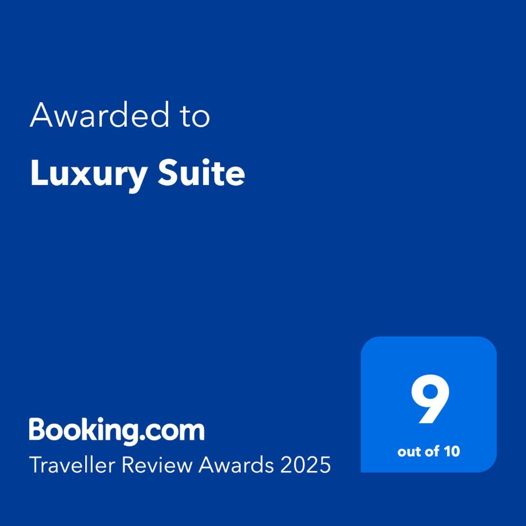 Luxury Guest house *