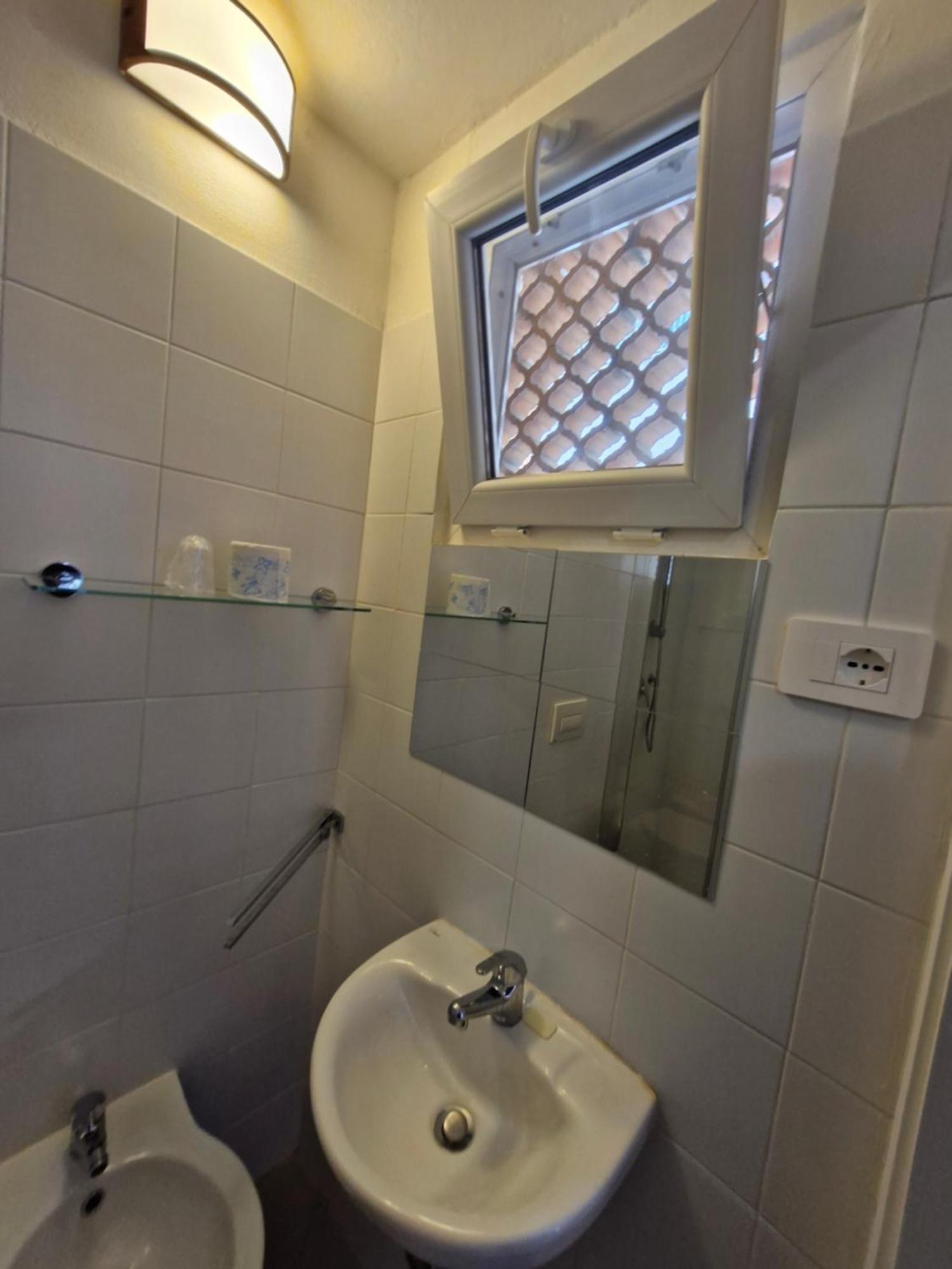Colivingone-mora