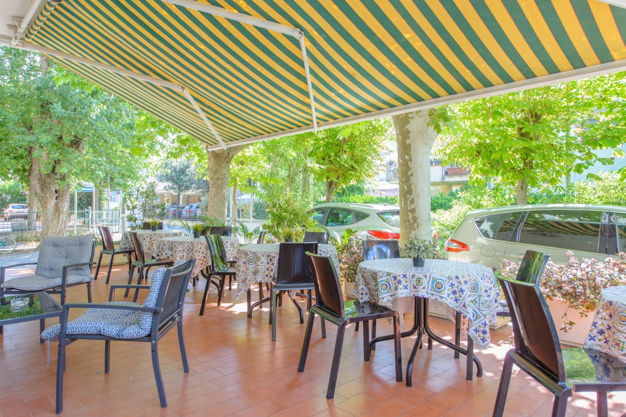 Avana Mare 3* Rimini