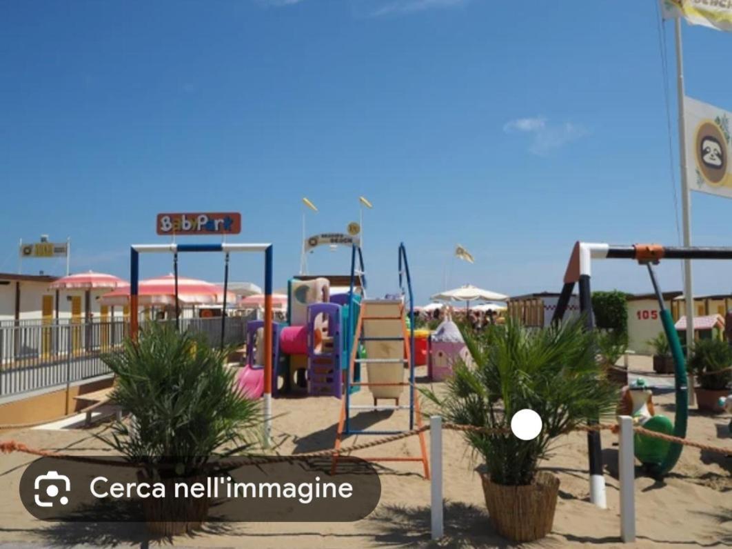 Caravel Hotel