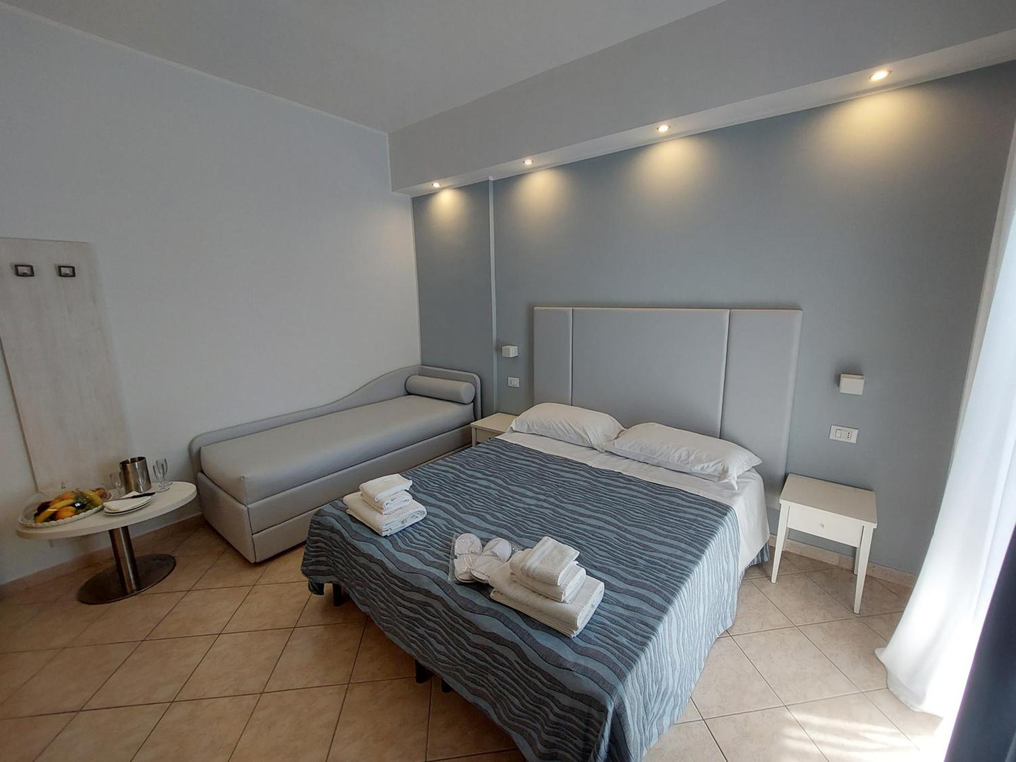 Caravel Hotel Rimini