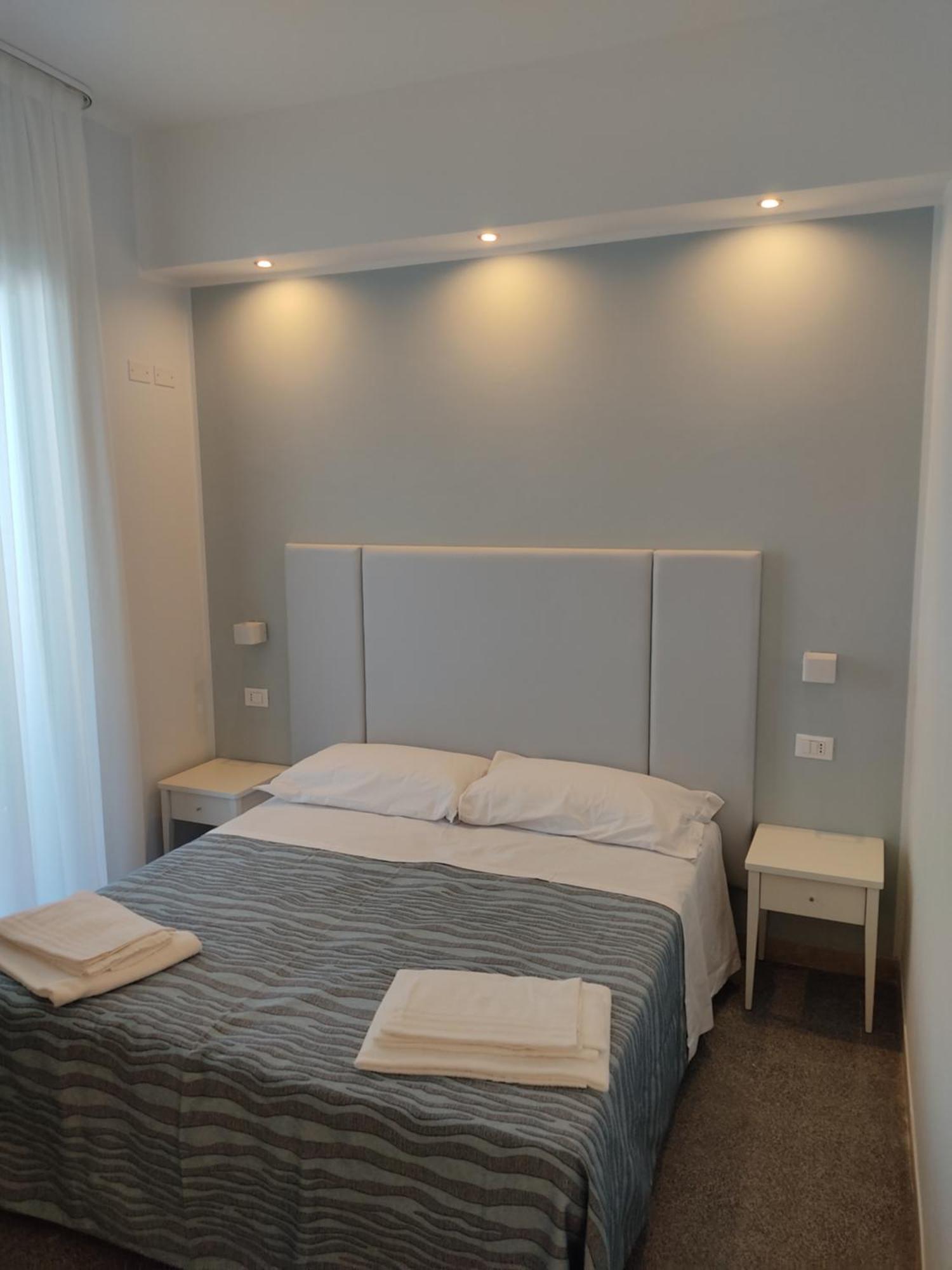 Hotel Caravel Rimini