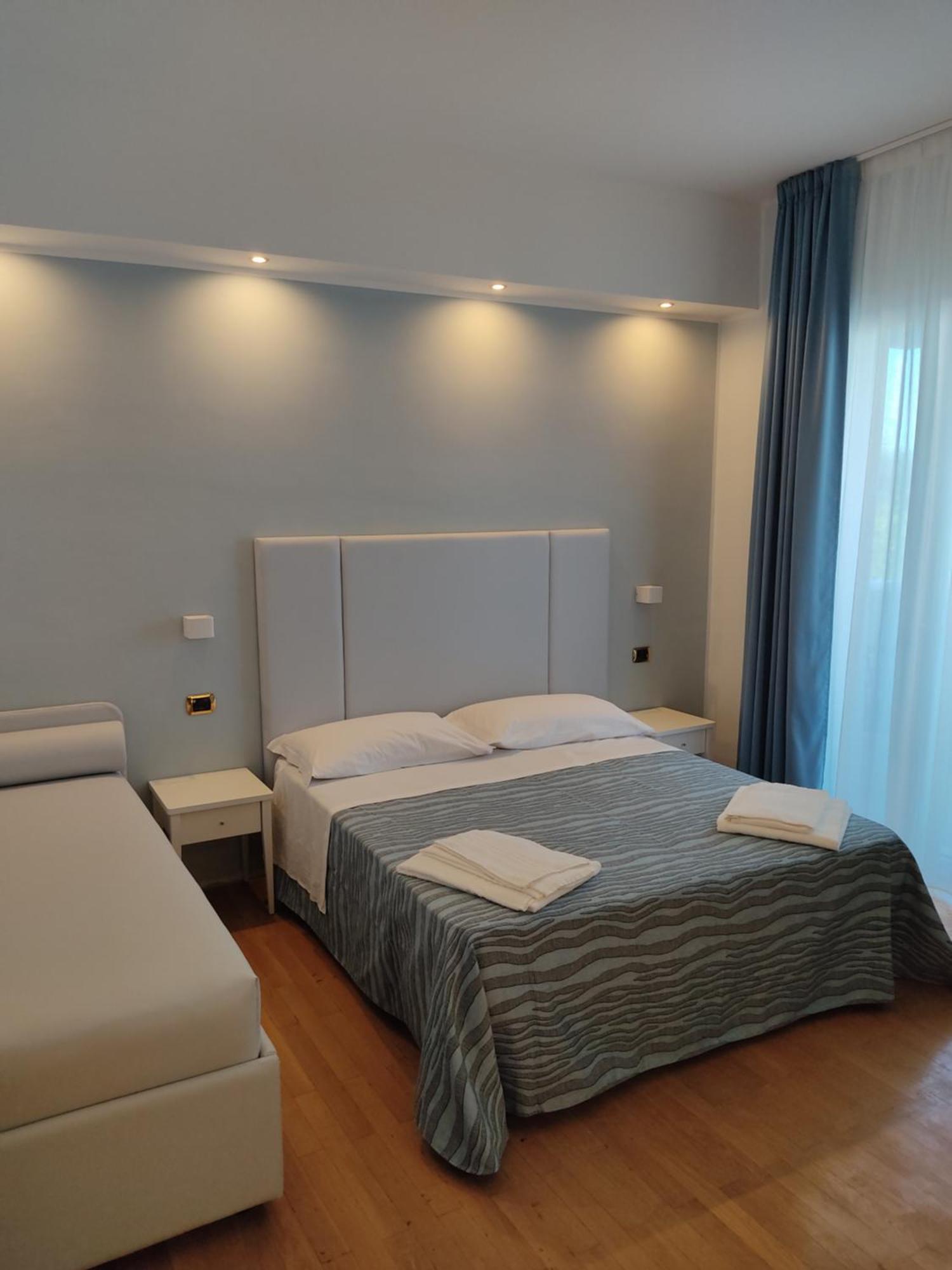 Caravel 3* Rimini