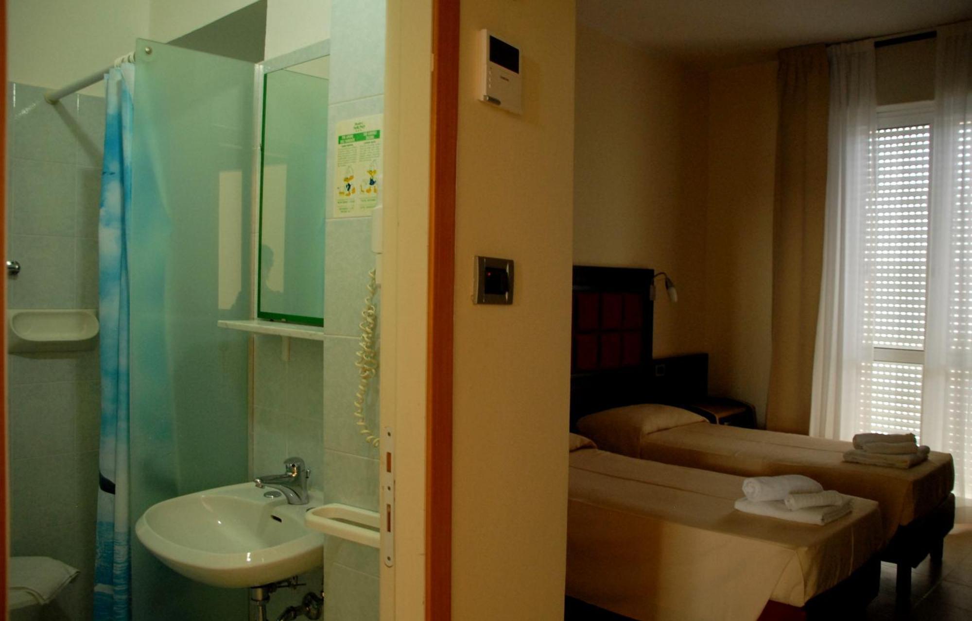 Arno Hotel Rimini