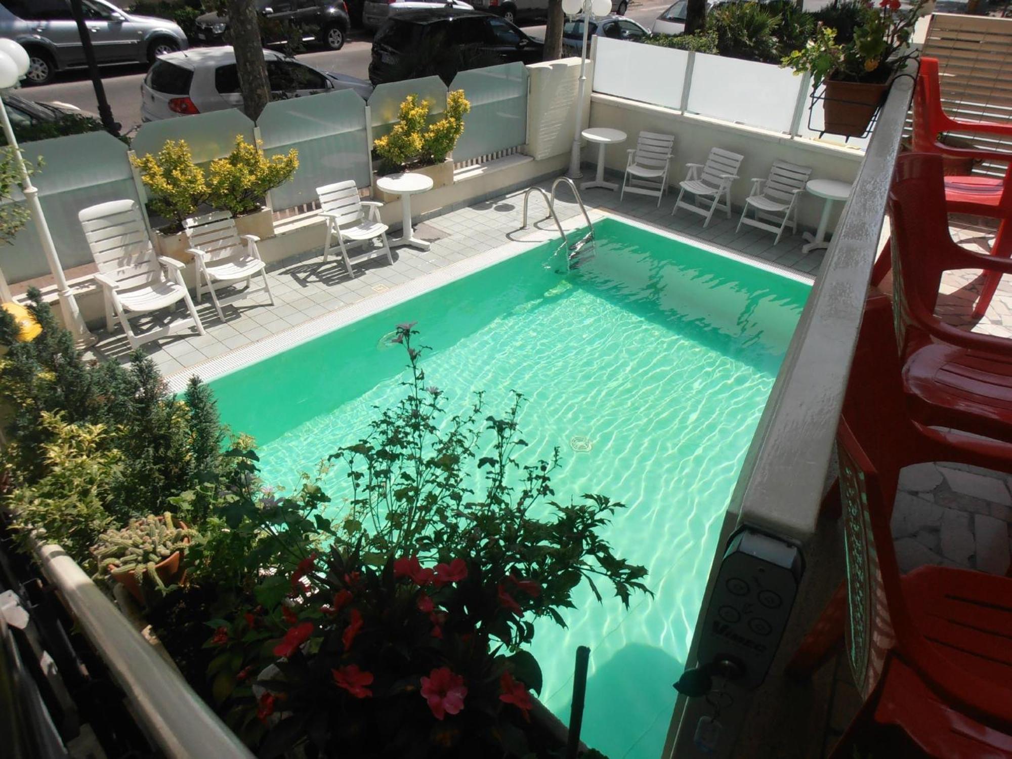 Hotel Arno 3*