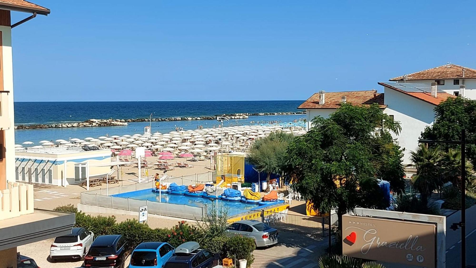Fronte Mare 60 *