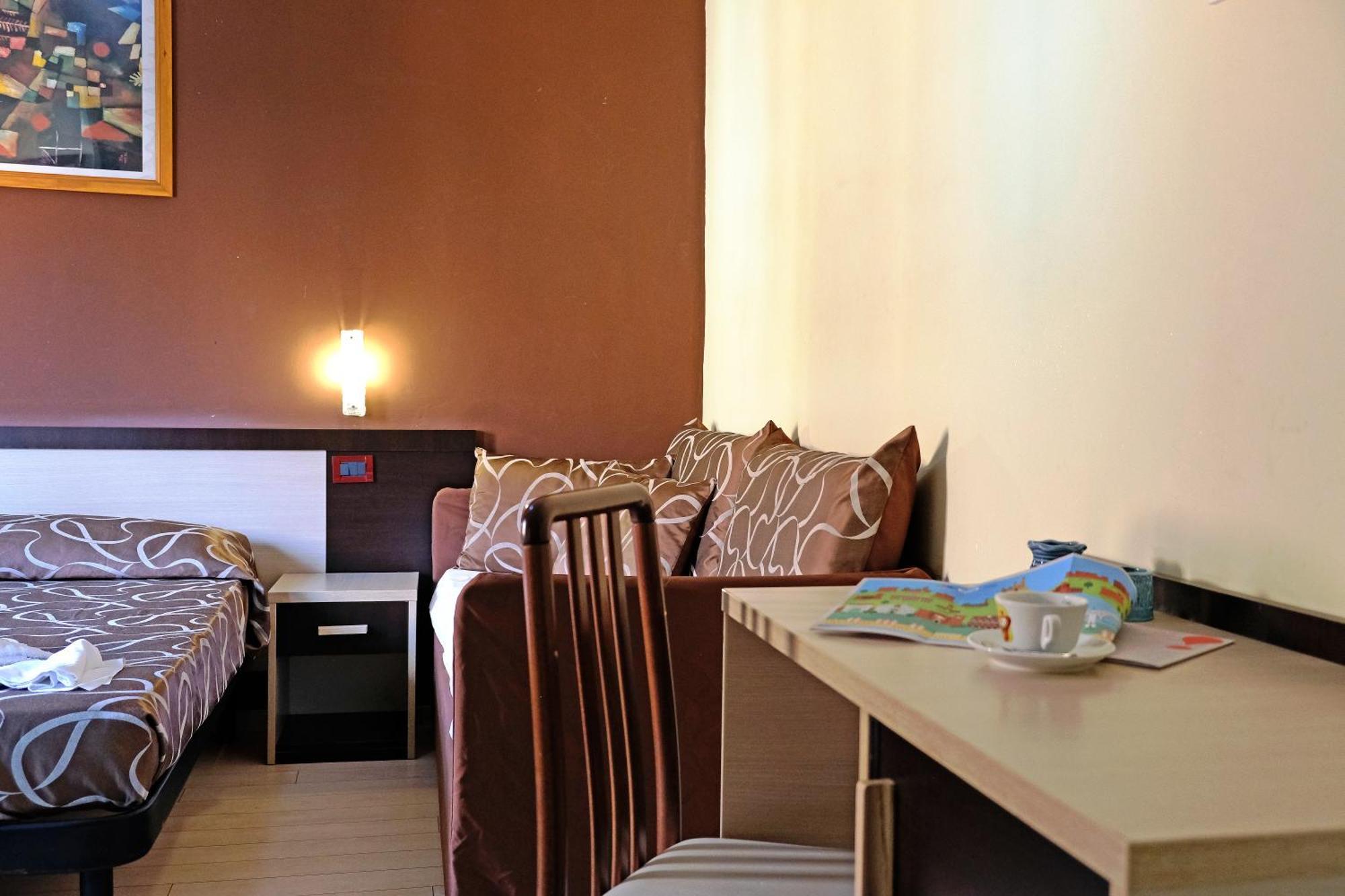 Hotel Canasta Rimini