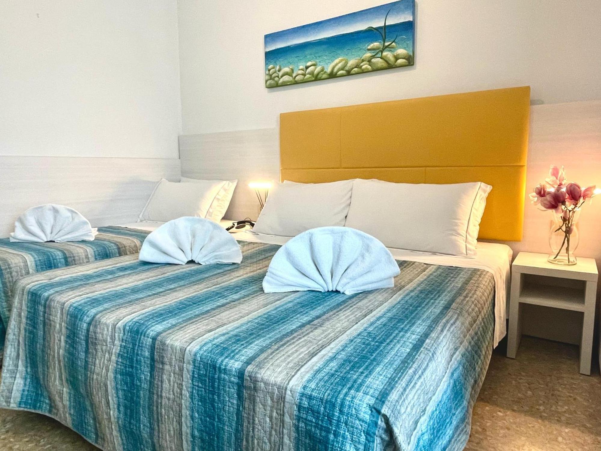 Hotel Crystal 3*