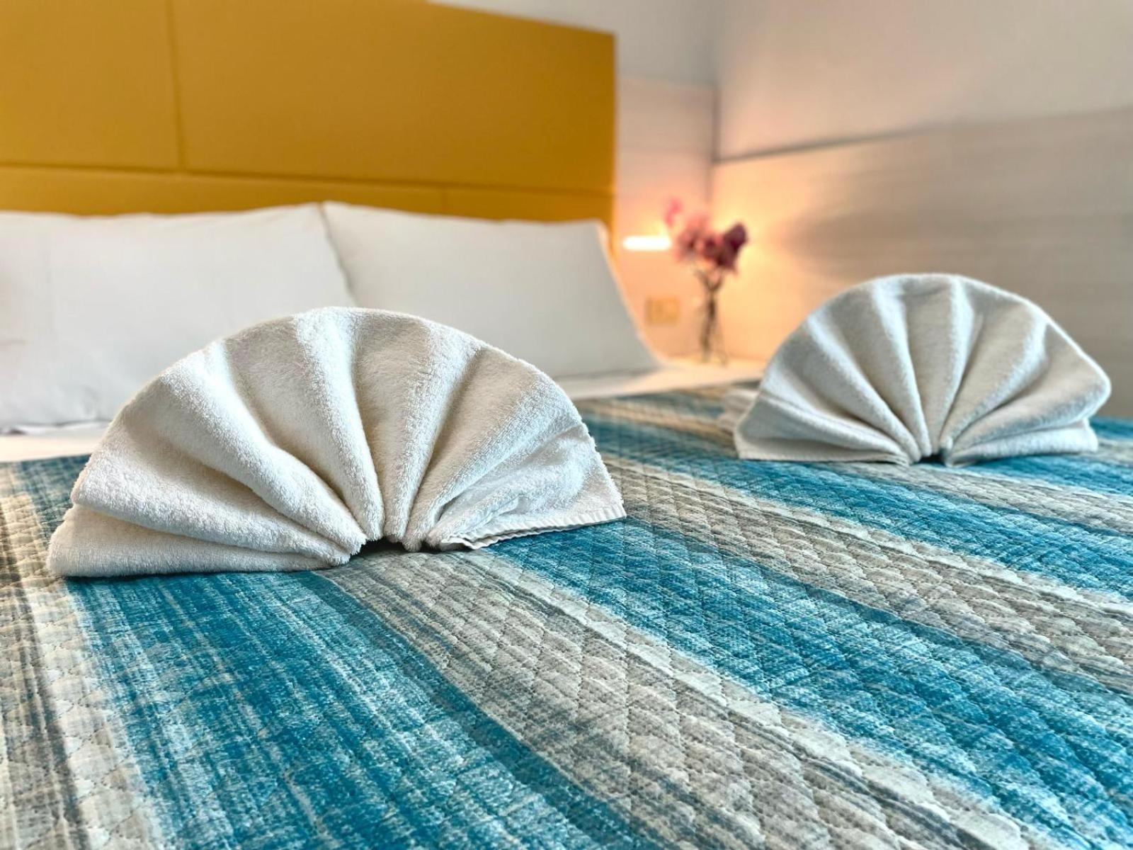 Crystal Hotel 3*