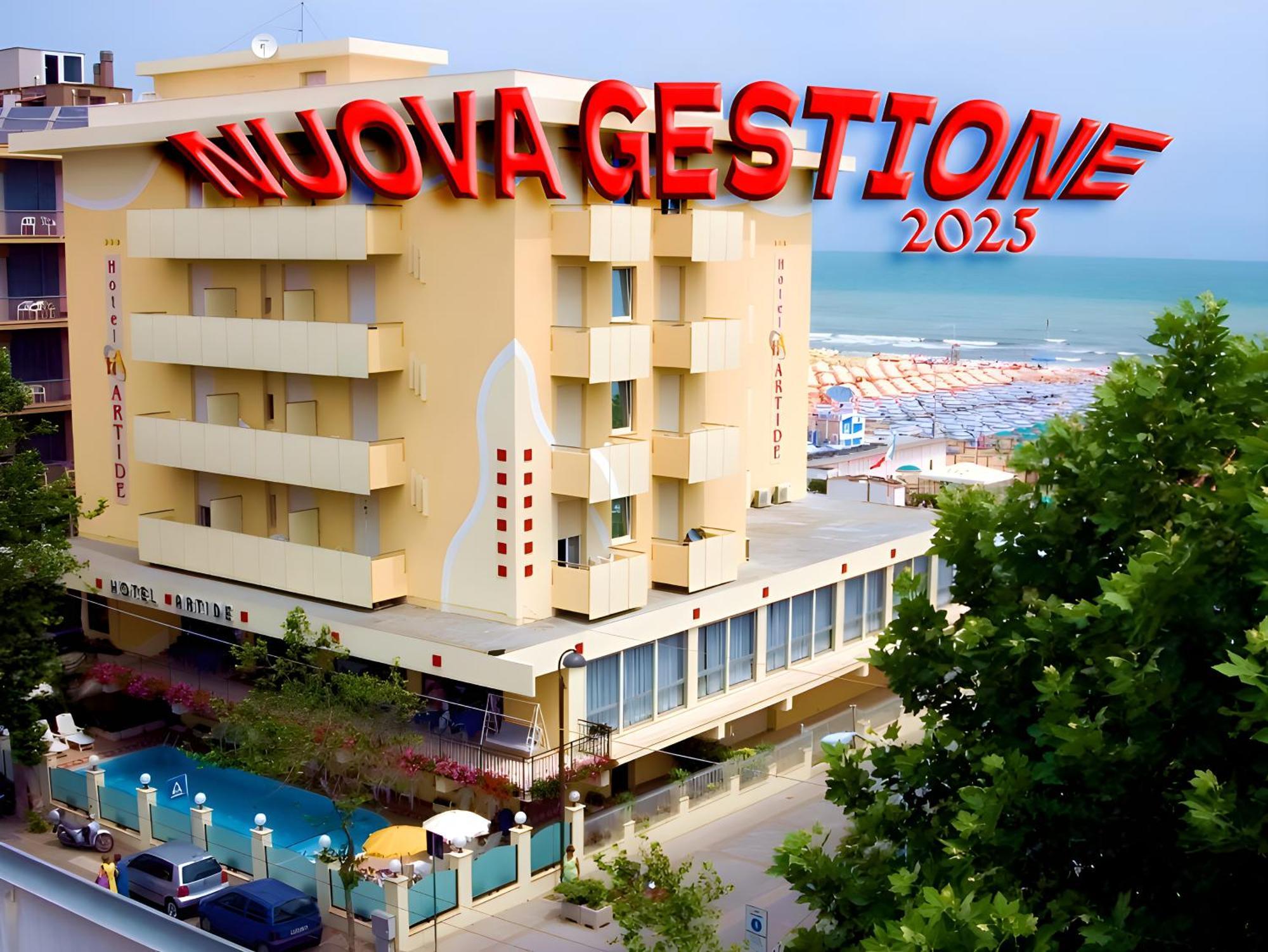 Artide Hotel 3*
