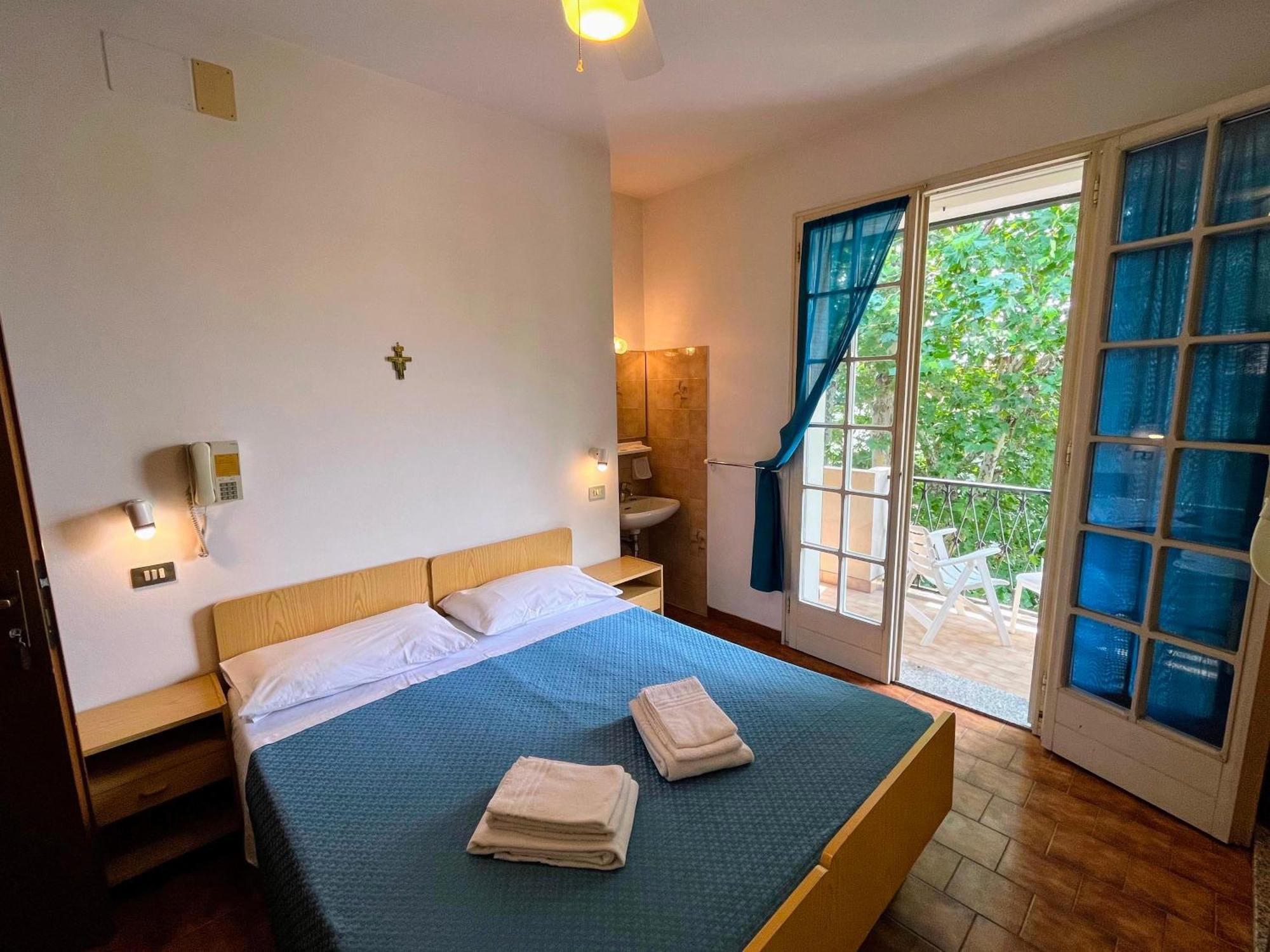 Bed & Breakfast Dipendenza Beb Denny Rimini
