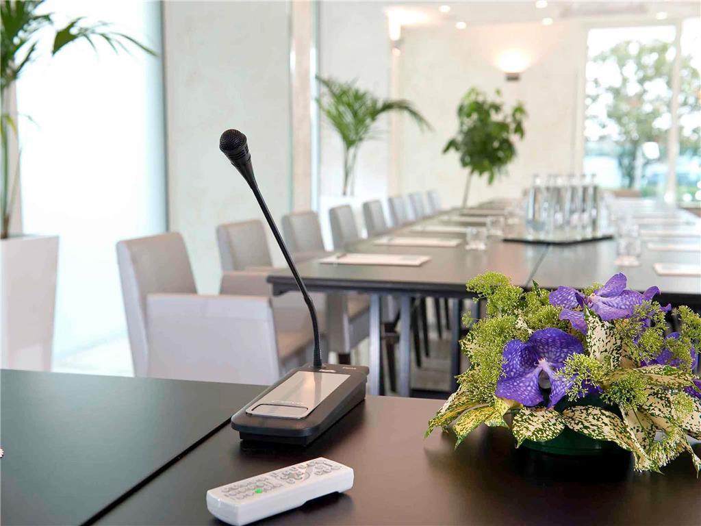 Mercure Artis