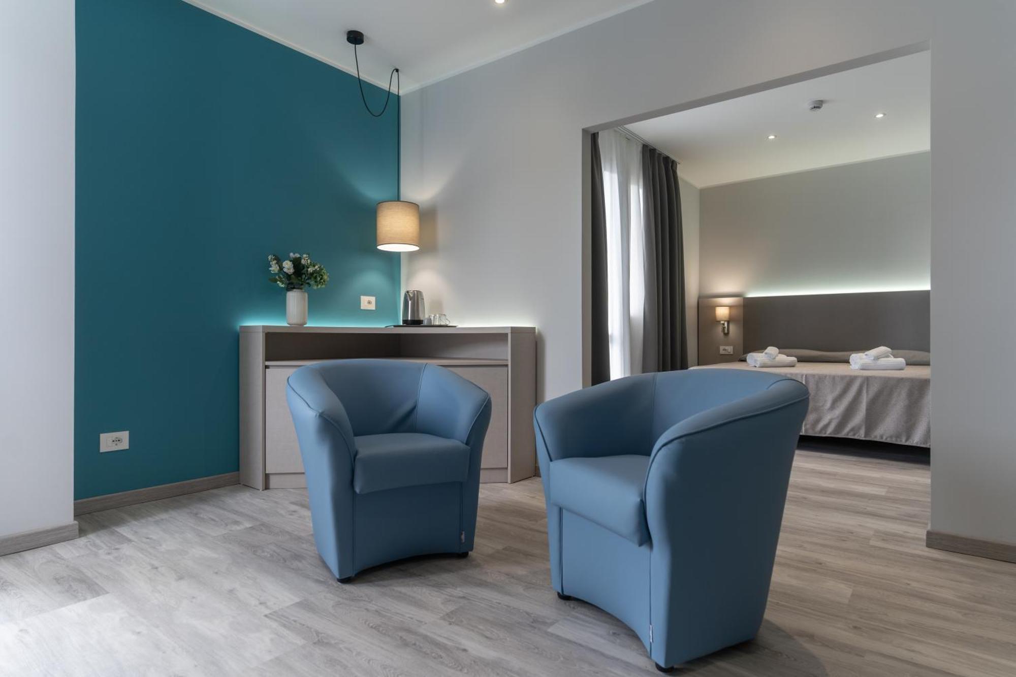 Cristina Hotel 3*