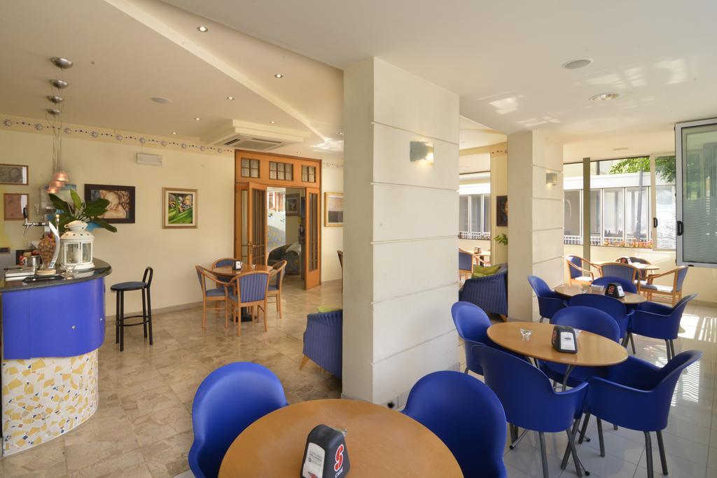 Hotel Ave Rimini