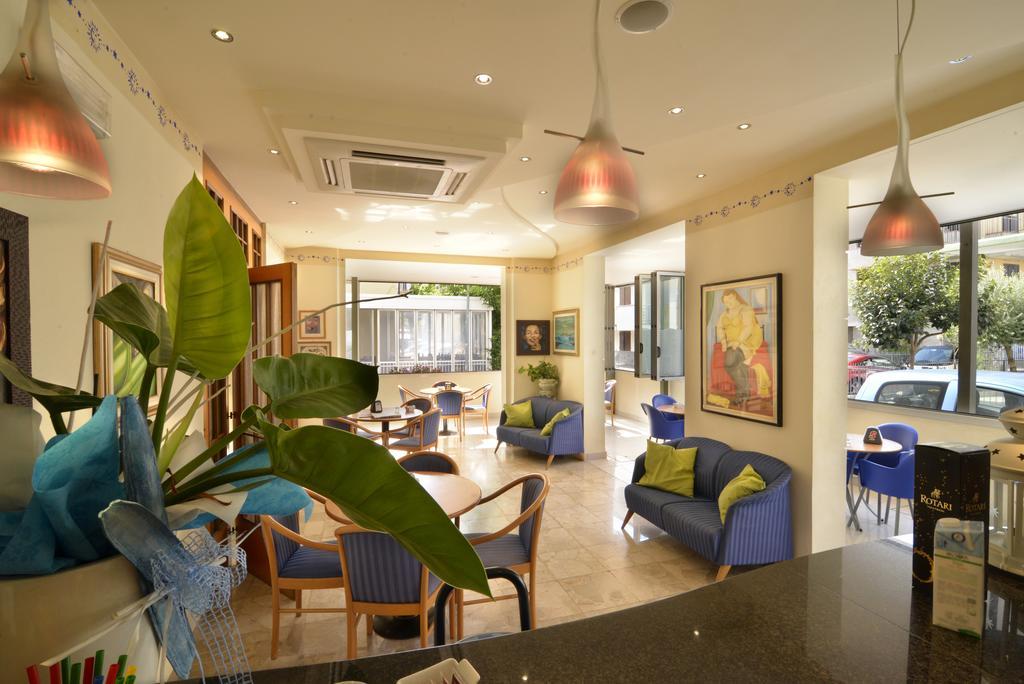 Hotel Ave Rimini