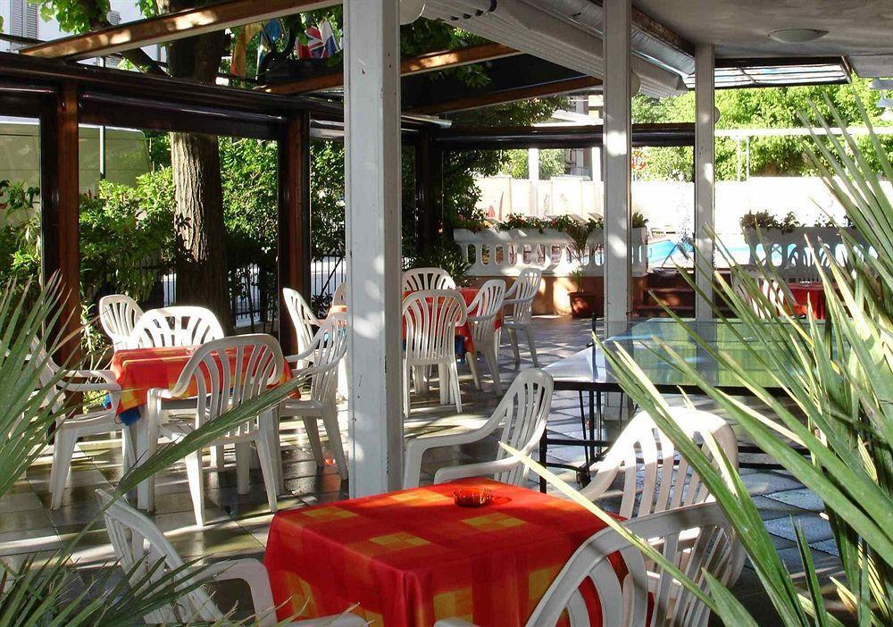 Apis 3* Rimini