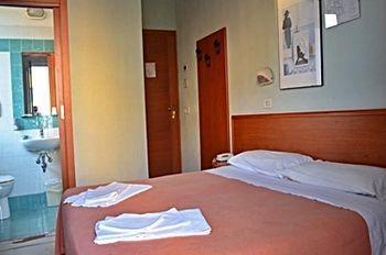 Blue Moon Hotel 3*
