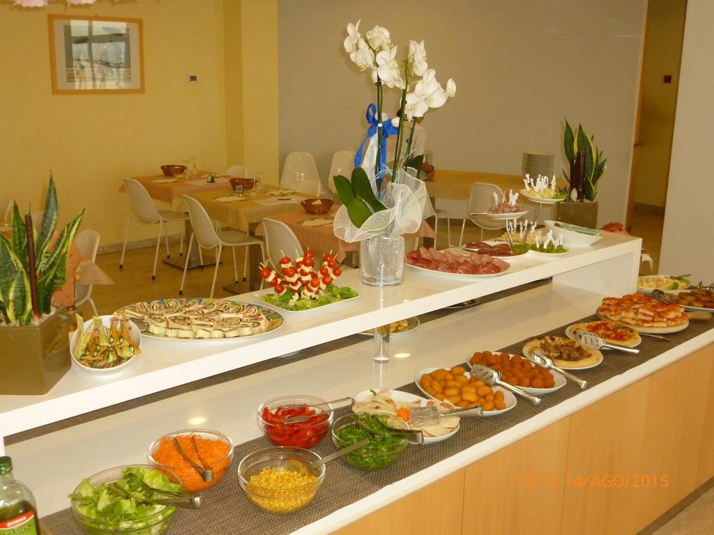Hotel Iones Rimini